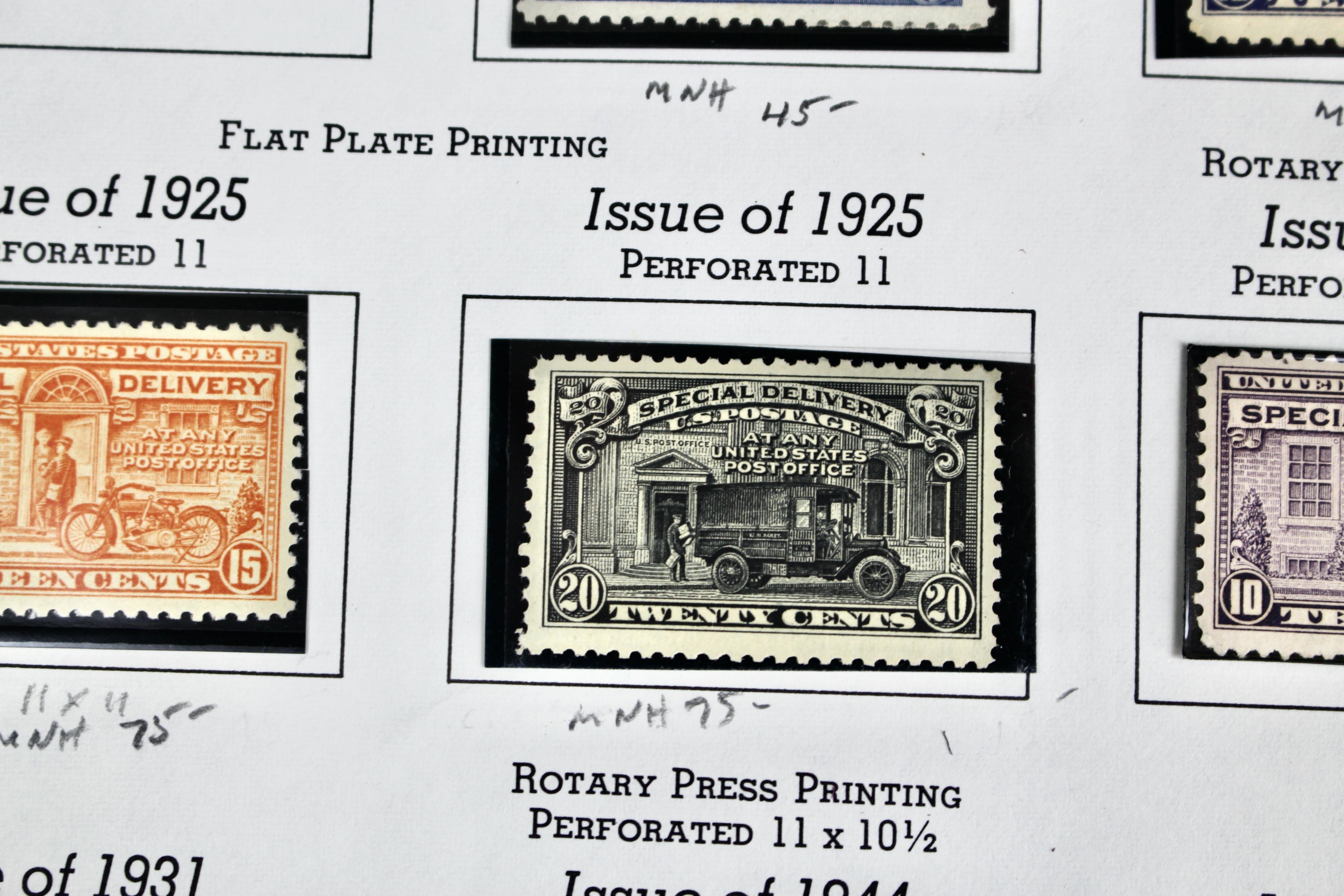 Extensive U.S. Special Delivery Postage Stamp Collection