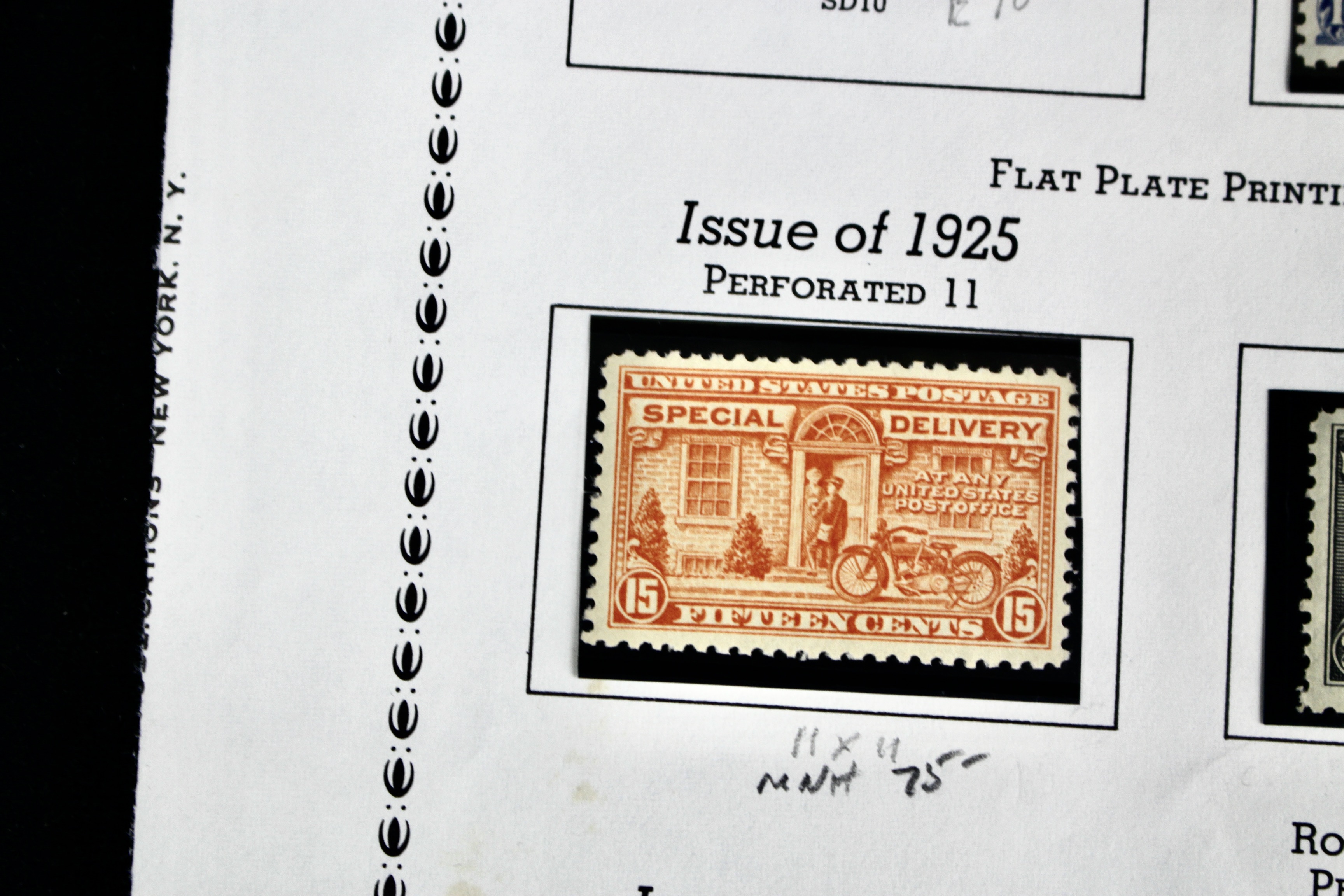 Extensive U.S. Special Delivery Postage Stamp Collection