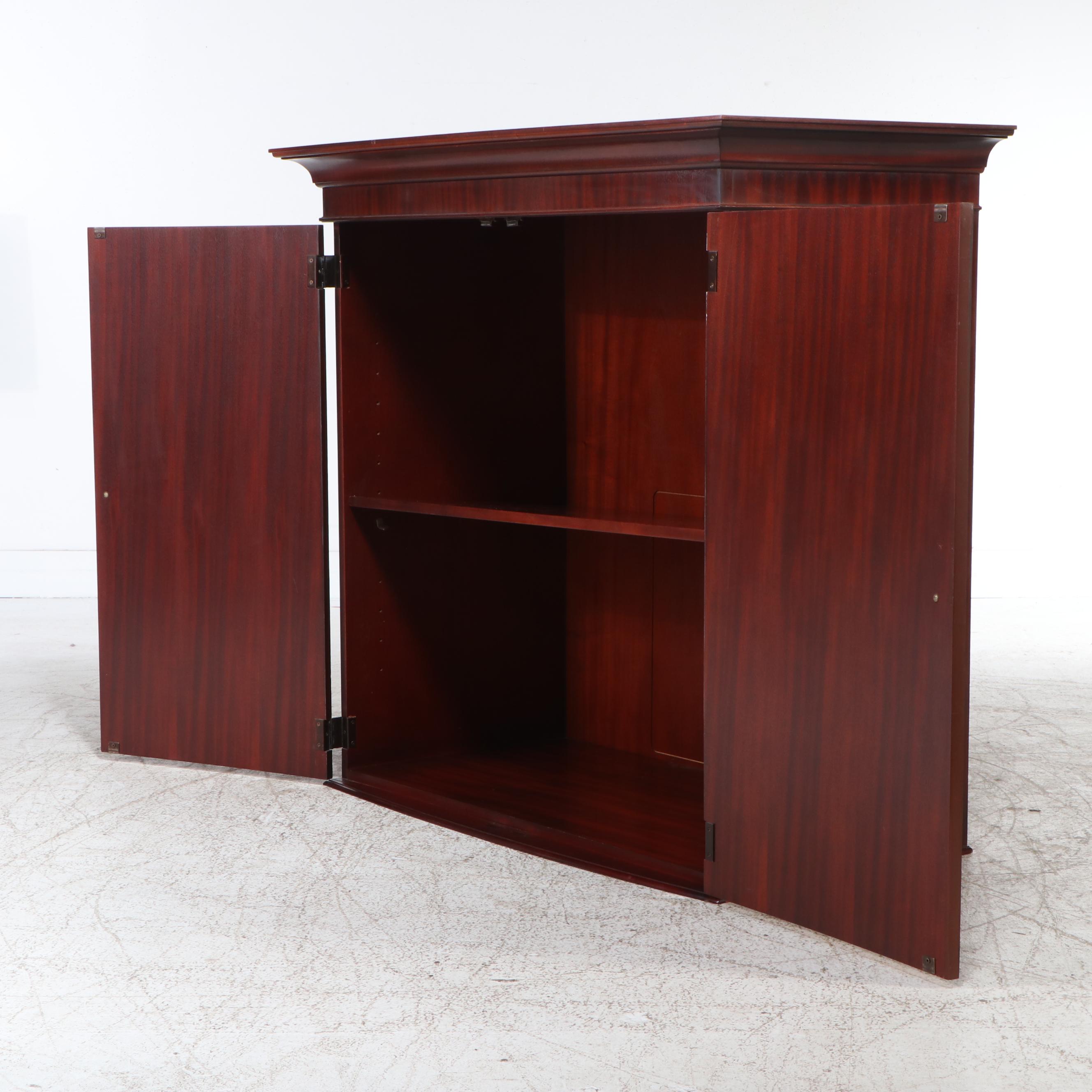 Baker Furniture Hepplewhite Style Mahogany Finish Armoire