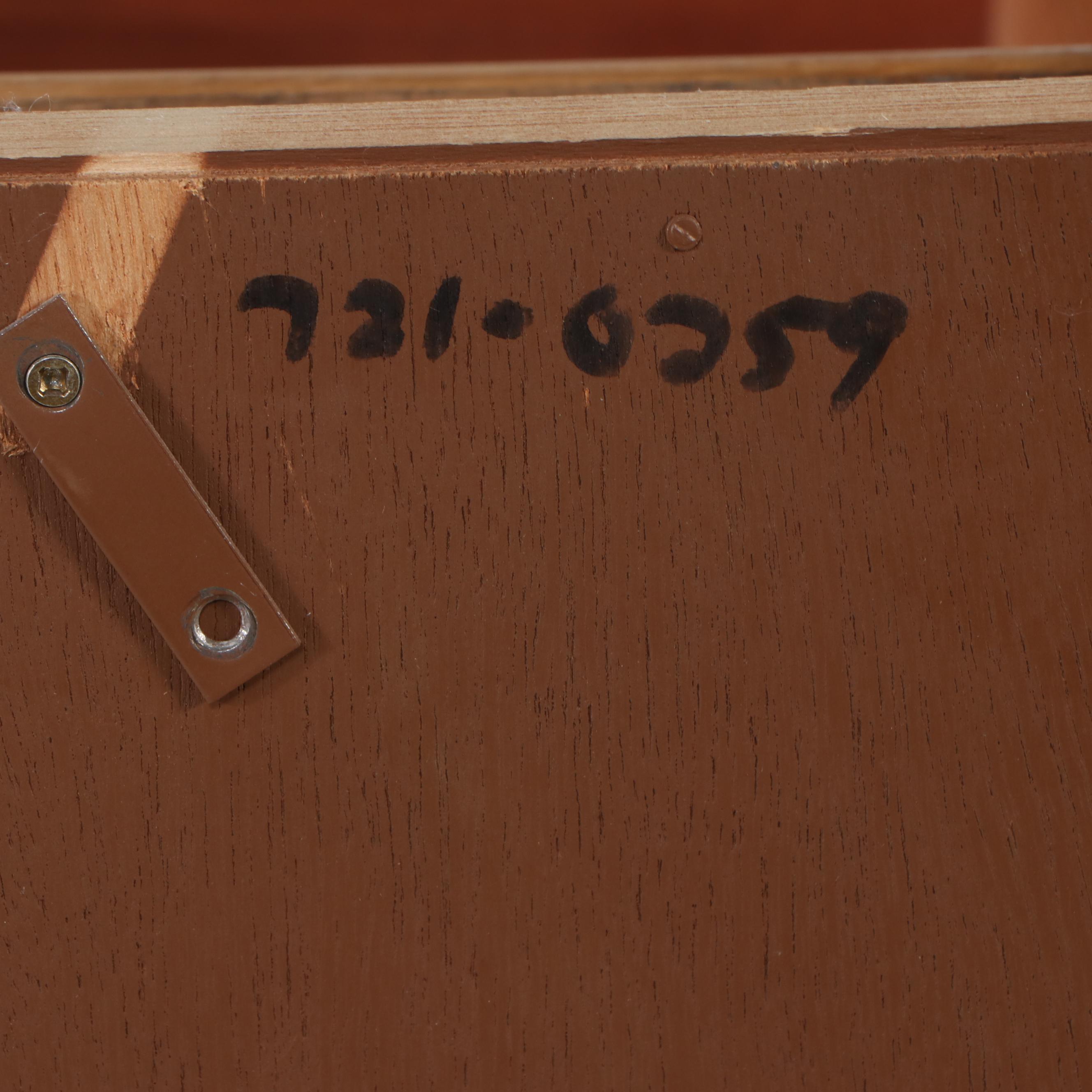 Baker Furniture Hepplewhite Style Mahogany Finish Armoire