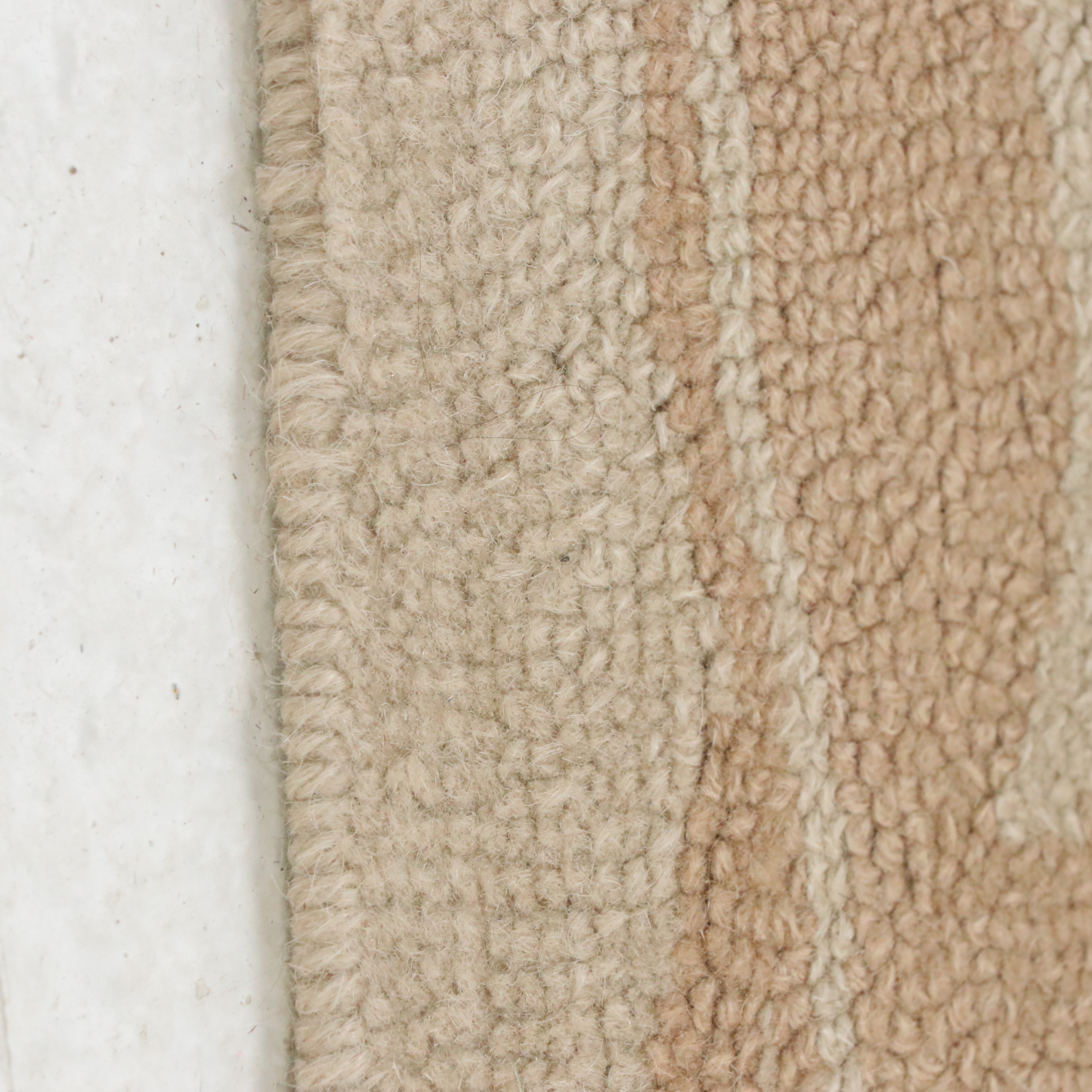 8' x 10' Hand-Tufted Hooked Wool ContemporaryArea Rug