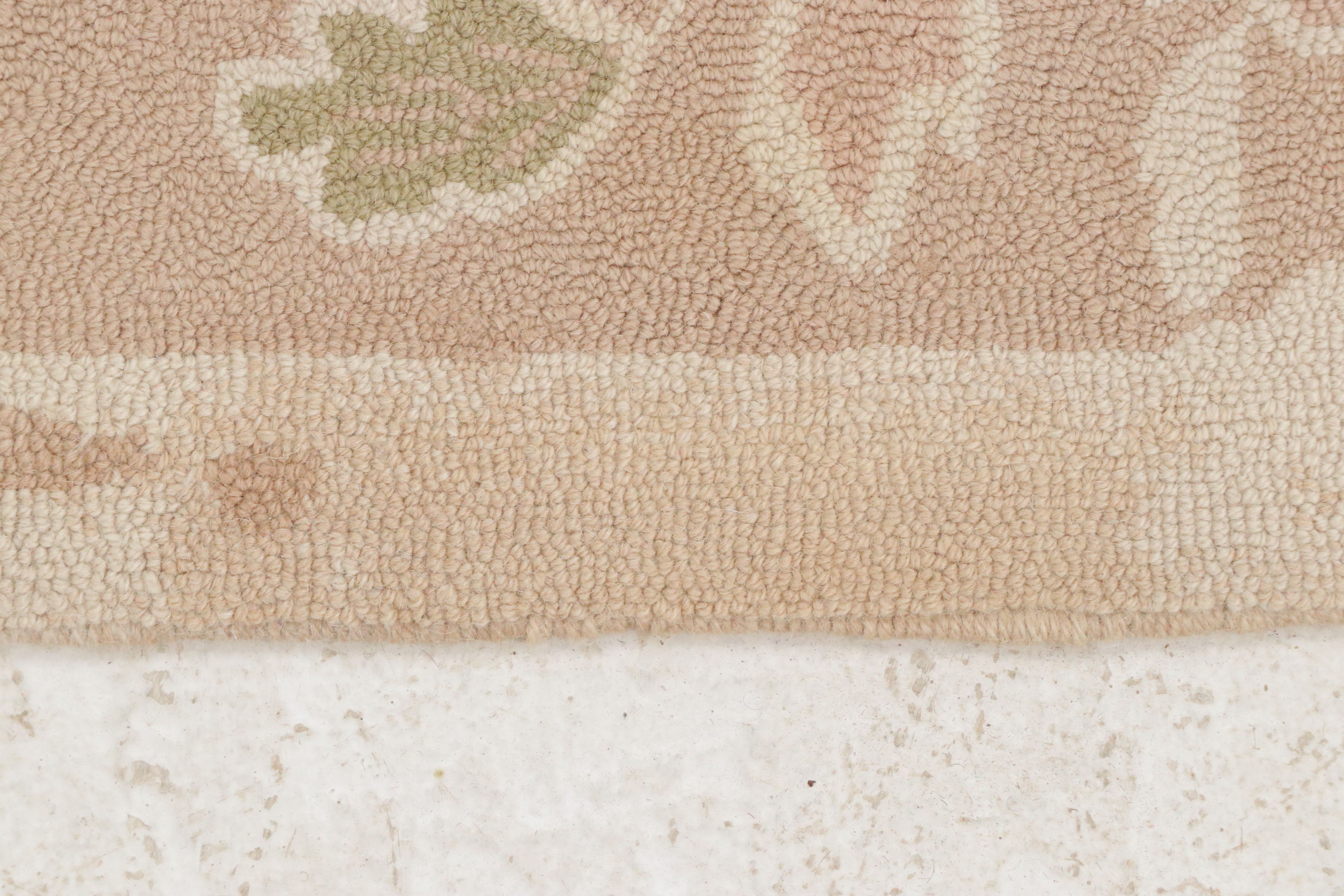 8' x 10' Hand-Tufted Hooked Wool ContemporaryArea Rug