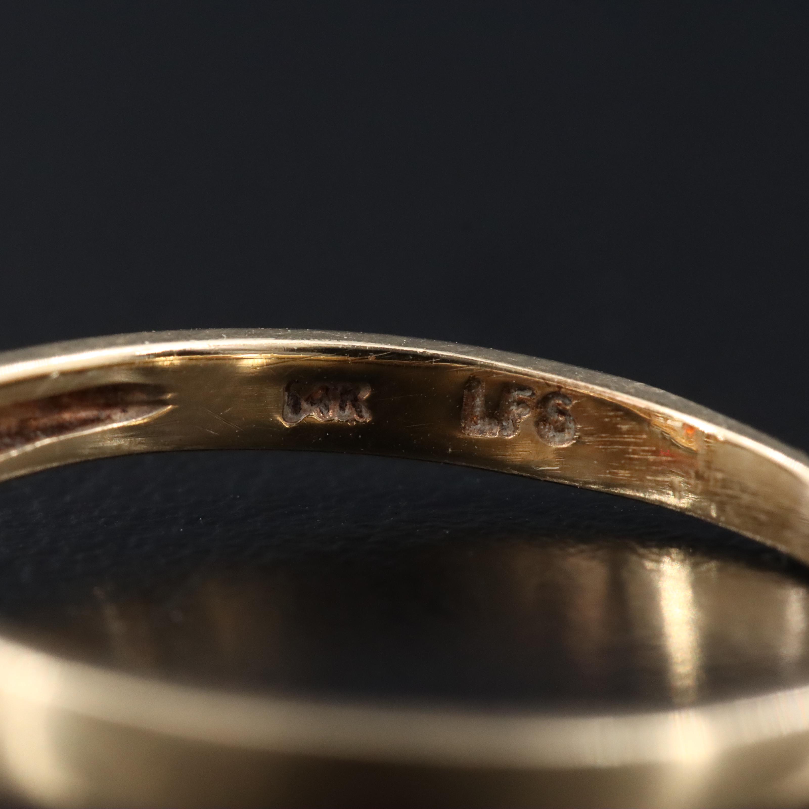 14K Garnet Solitaire Ring