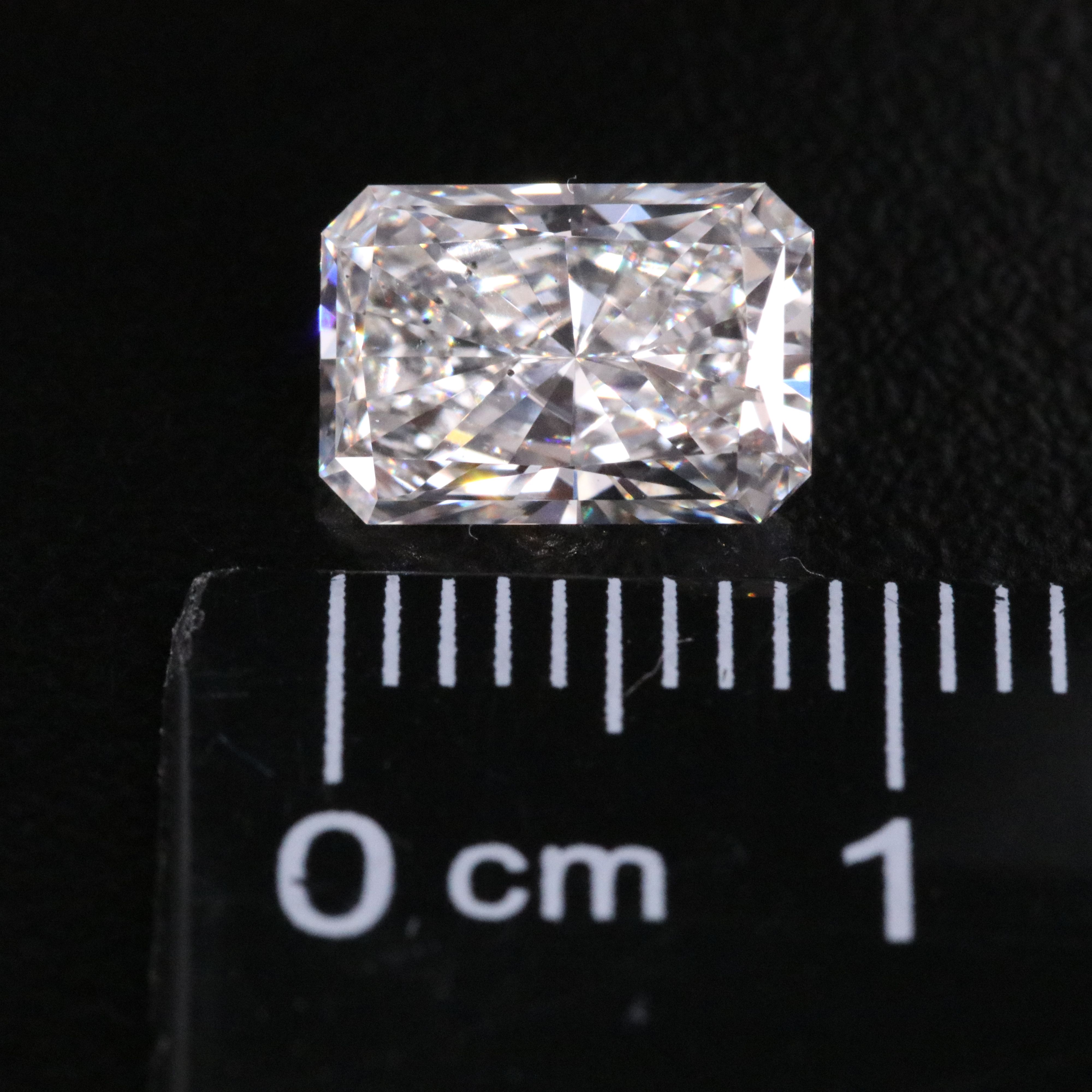 Loose 1.99 CT Lab Grown Diamond with IGI Report