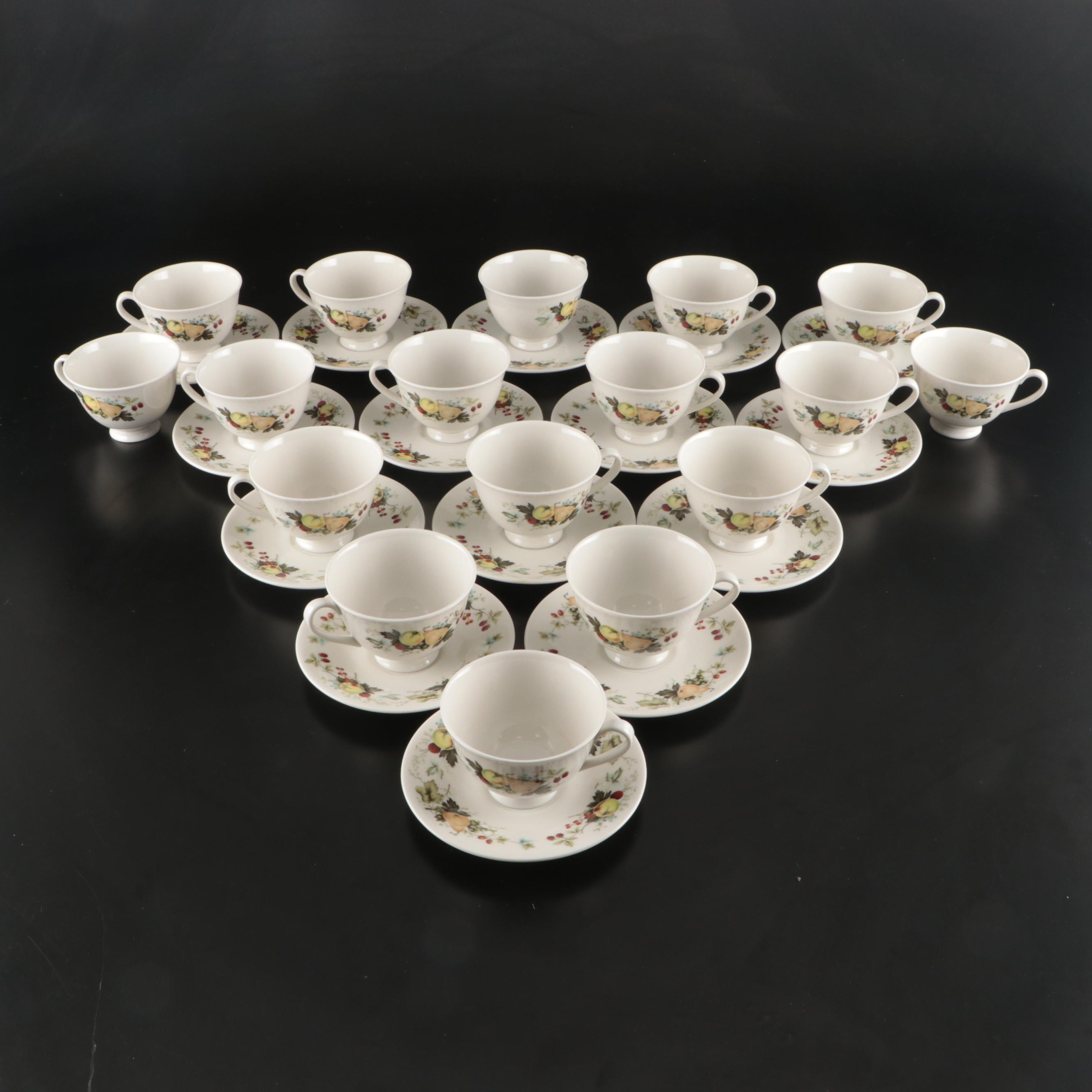 Royal Doulton "Miramont" Porcelain Dinnerware, Mid to Late 20th Century