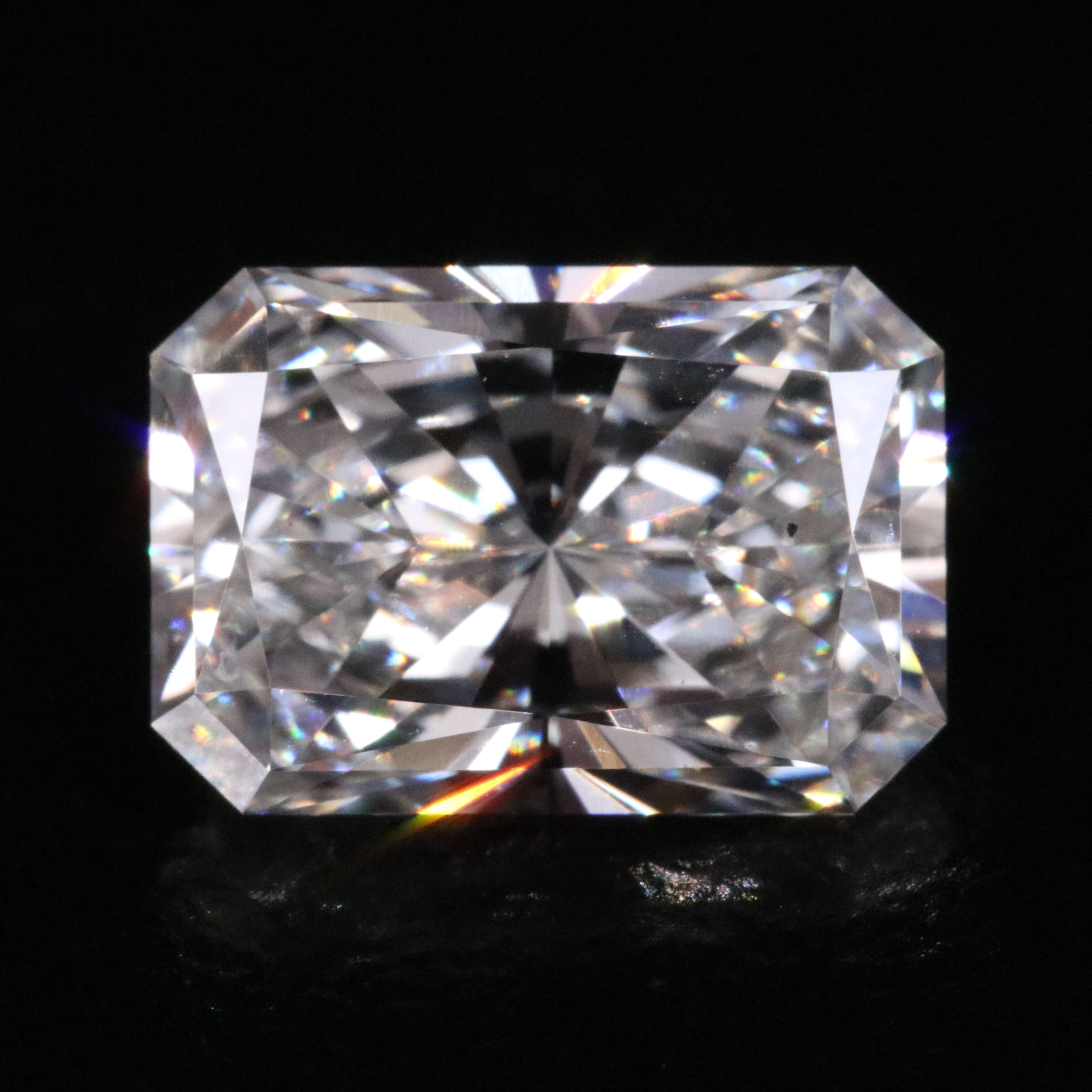 Loose 1.74 CT Lab Grown Diamond with IGI Report