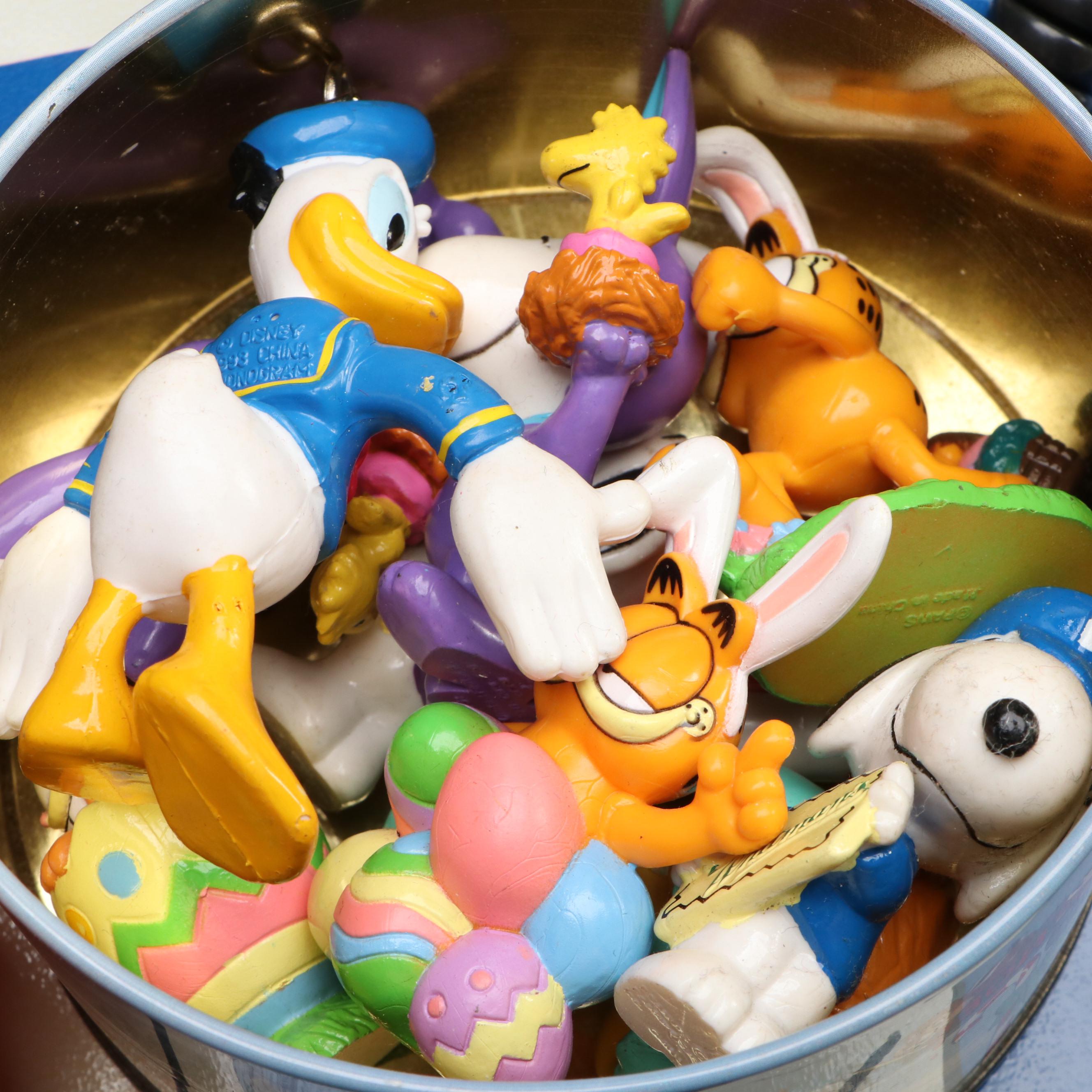 Snoopy and Woodstock Rotary Telephones with Other Peanuts Memorabilia and More