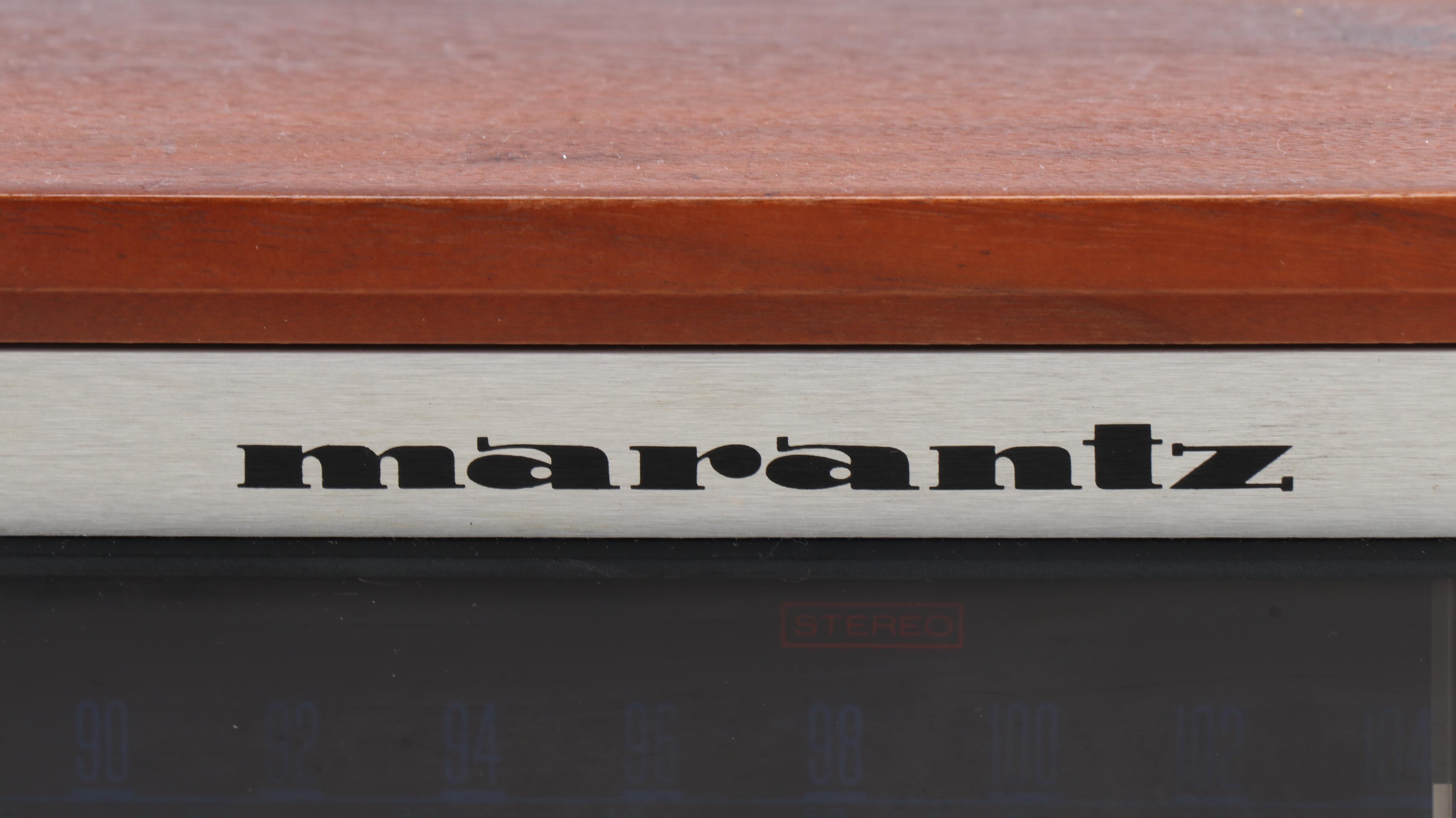 Marantz Model 2225 Stereo Receiver