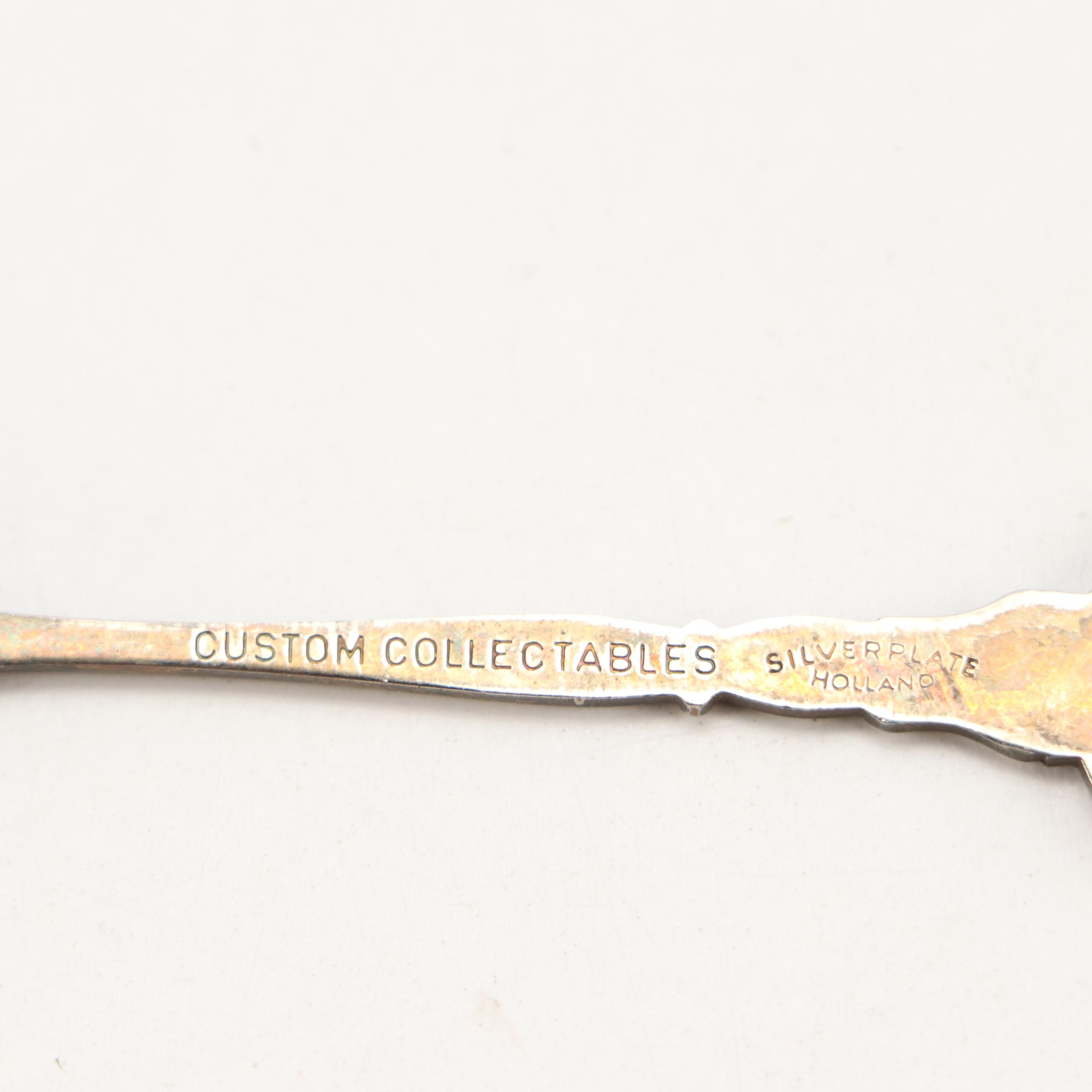 1933 Chicago World's Fair Sugar and Creamer Set with Other Tableware