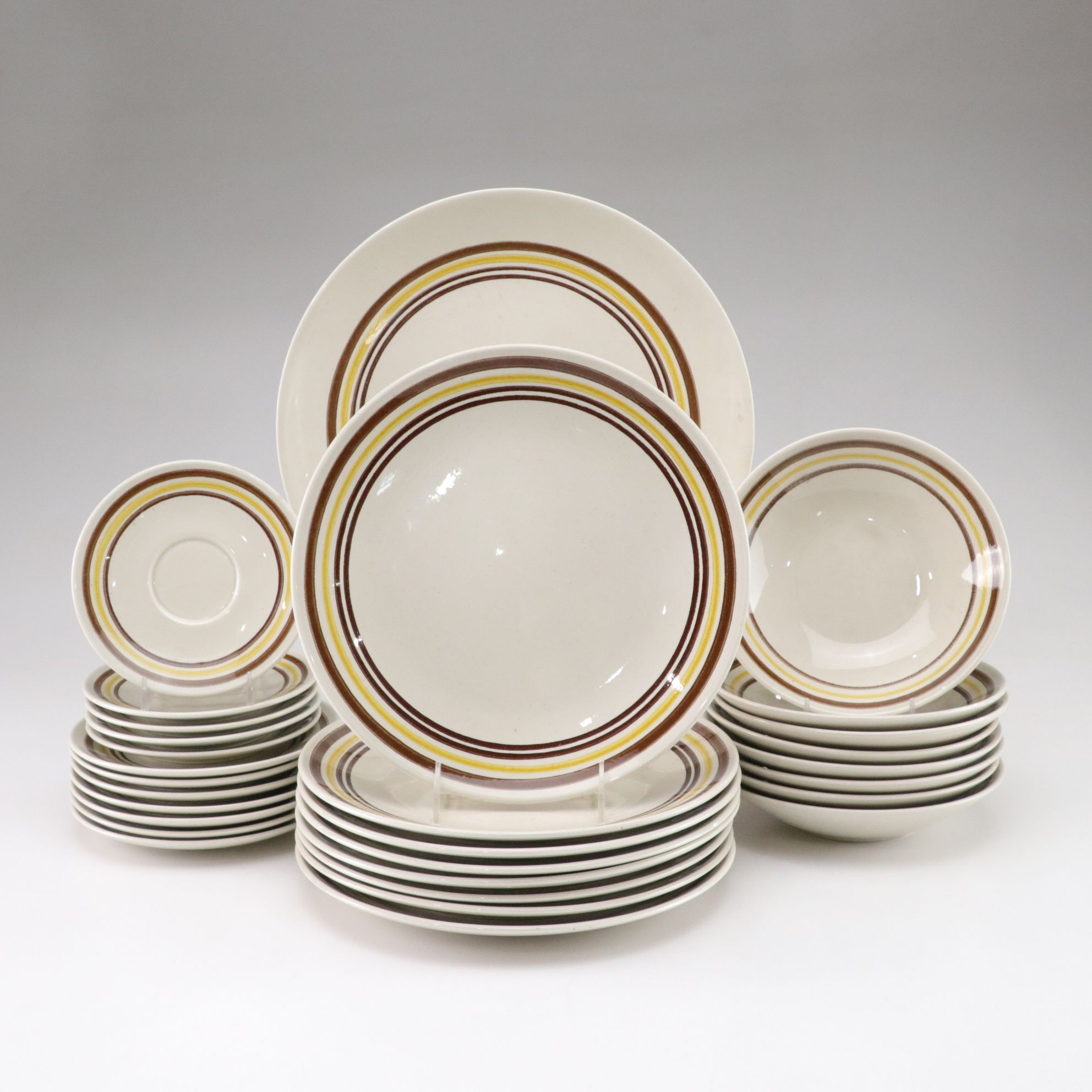 Taylor Smith & Taylor "Italiano" Dinnerware, Mid-20th C.