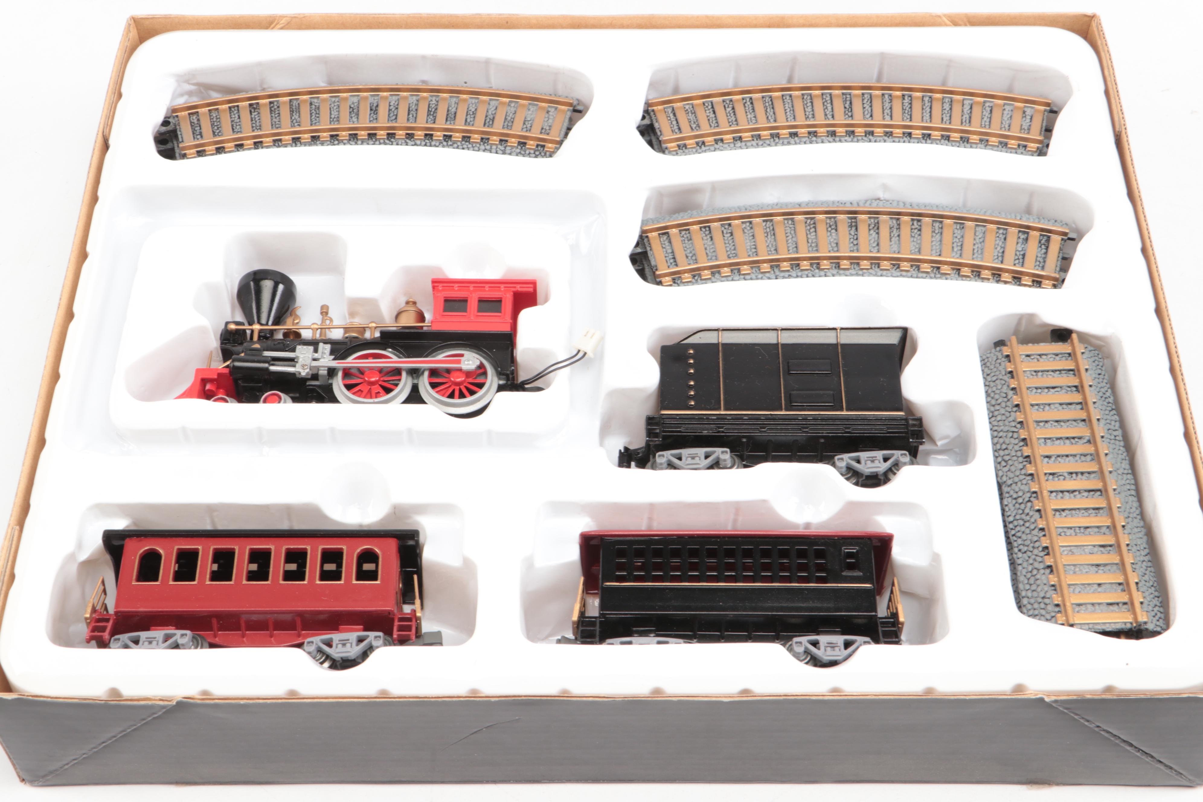 Lionel Collectible Train Wall Clock with Desktop Locomotive Train Set
