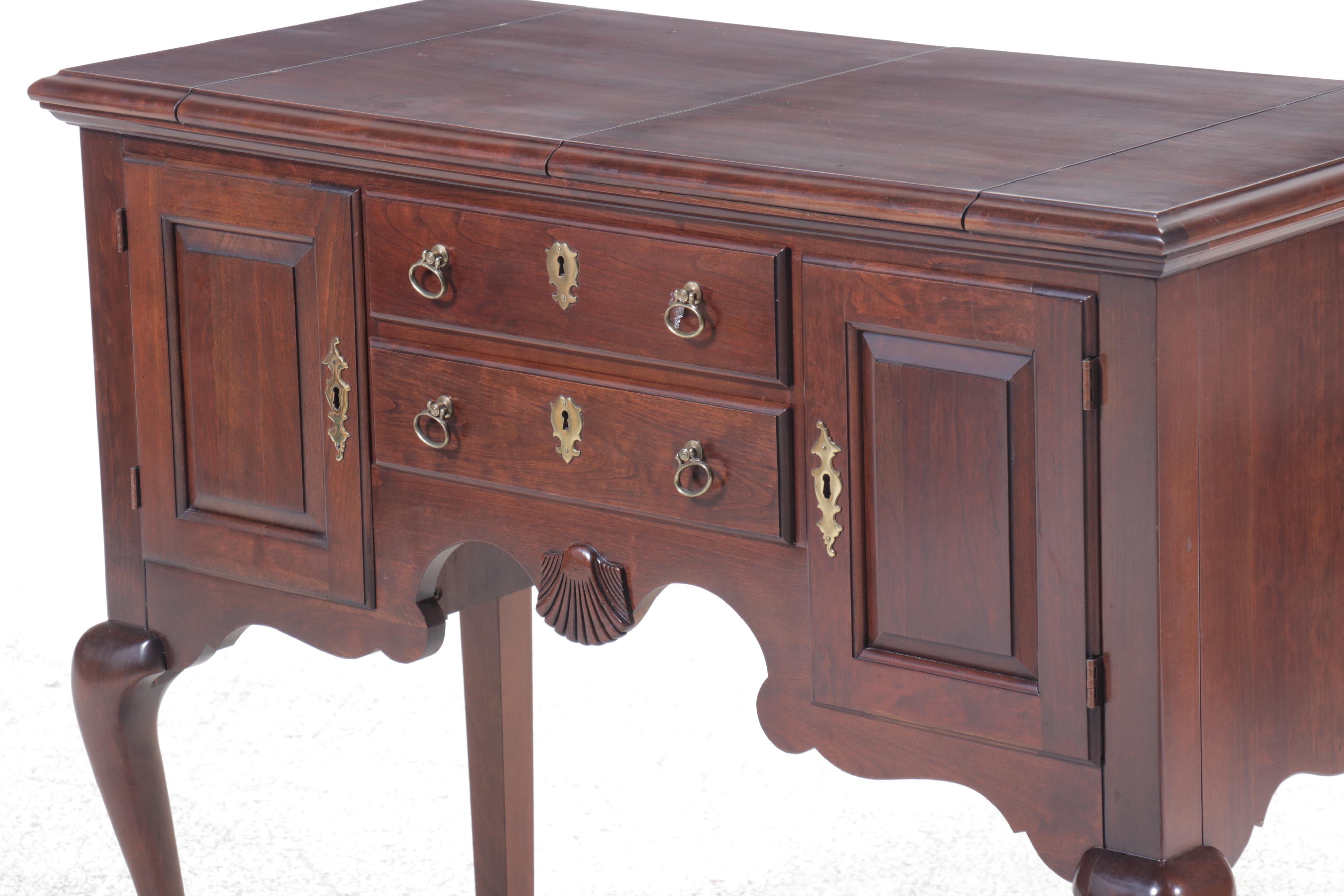 Pennsylvania House Queen Anne Style Walnut Finish Lowboy Flip Top Sideboard
