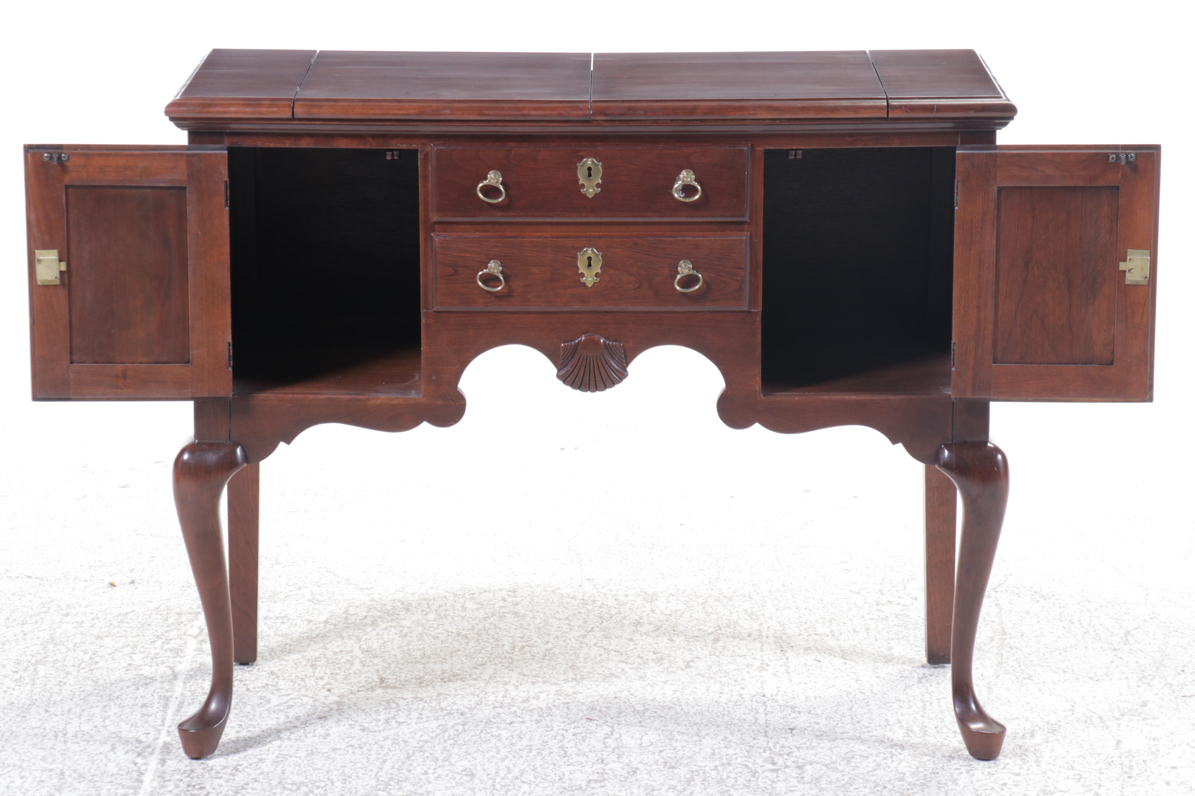 Pennsylvania House Queen Anne Style Walnut Finish Lowboy Flip Top Sideboard