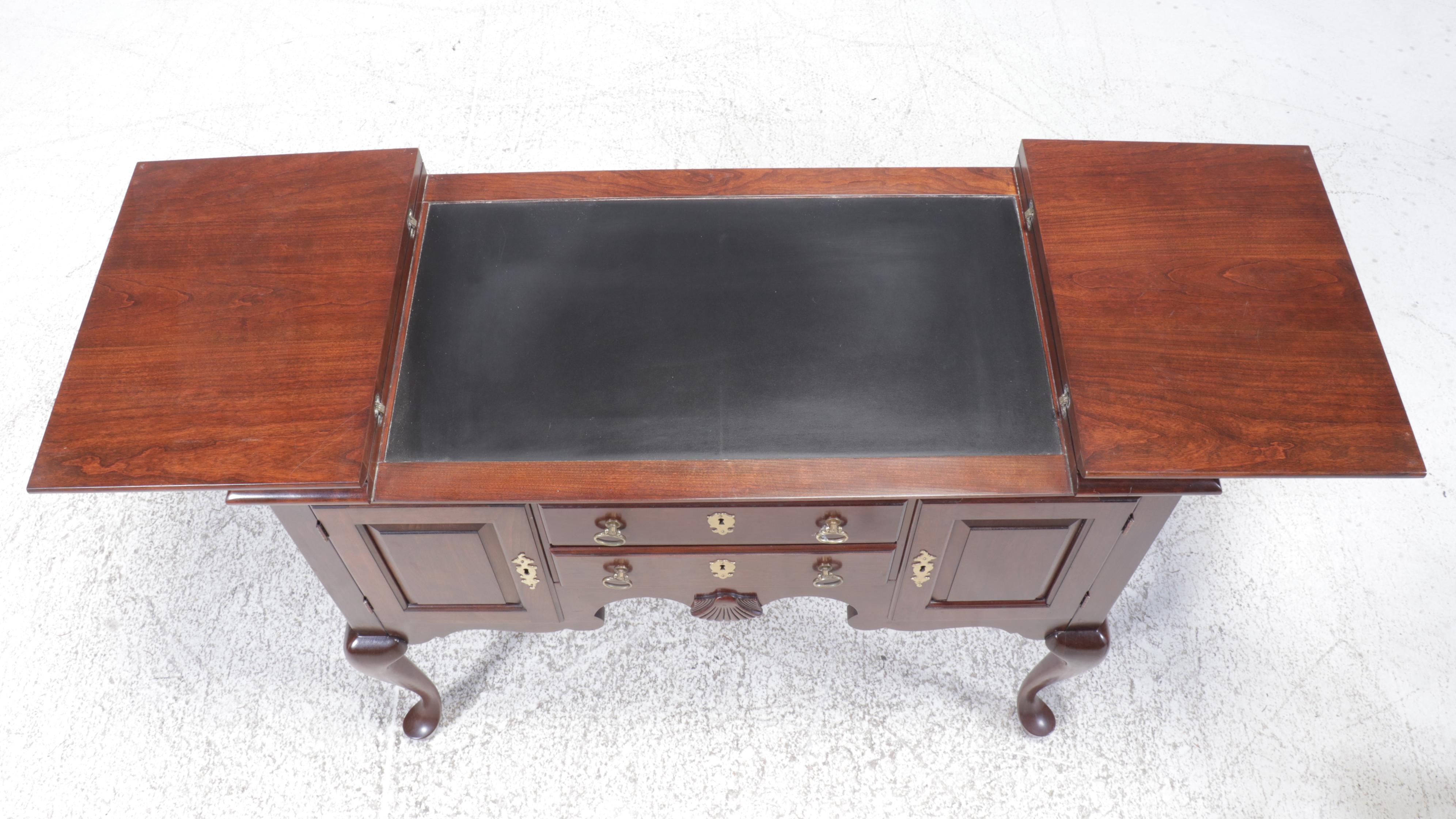 Pennsylvania House Queen Anne Style Walnut Finish Lowboy Flip Top Sideboard