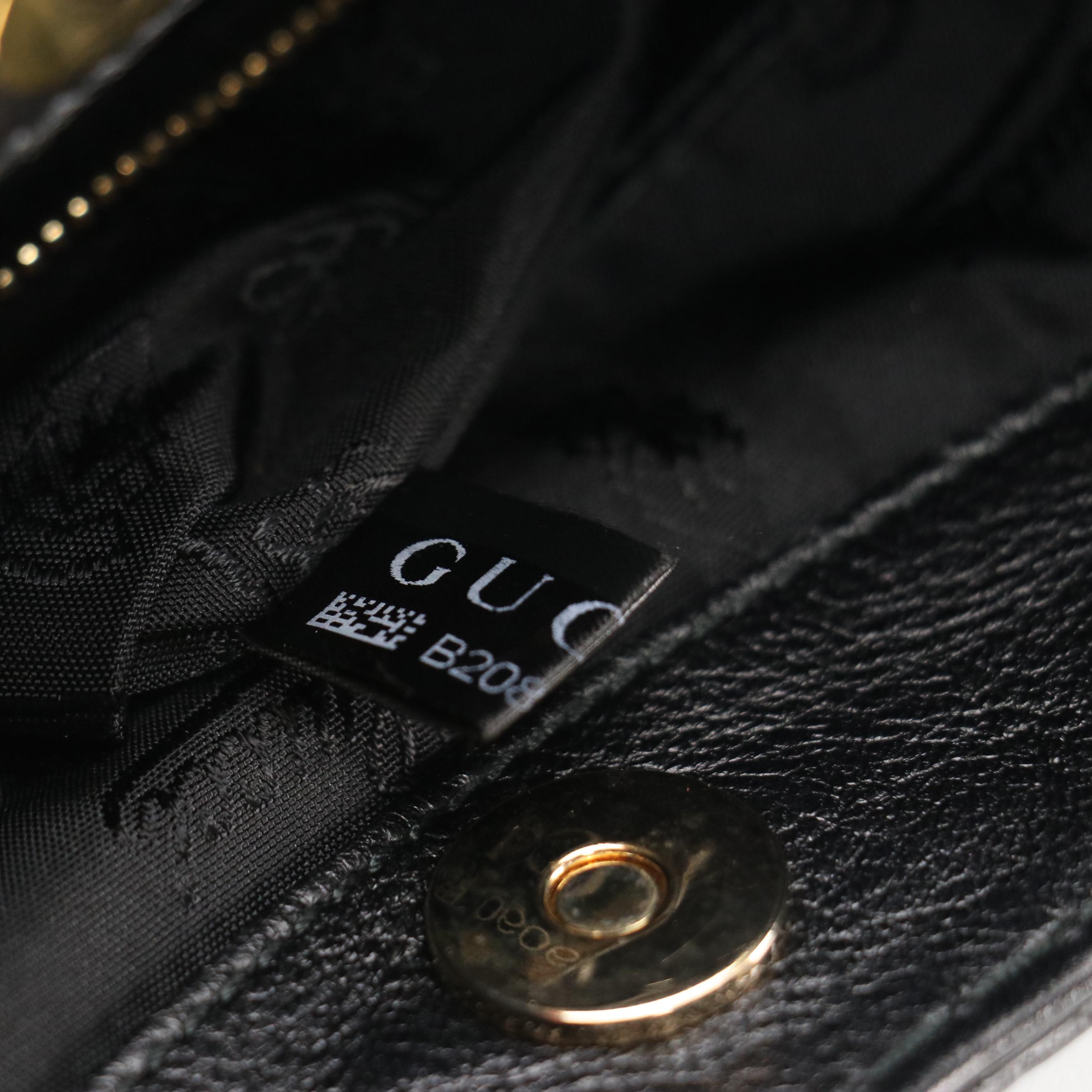 Gucci Dialux Queen Bow Buckle Hobo Bag in Black Patent and Smooth Leather