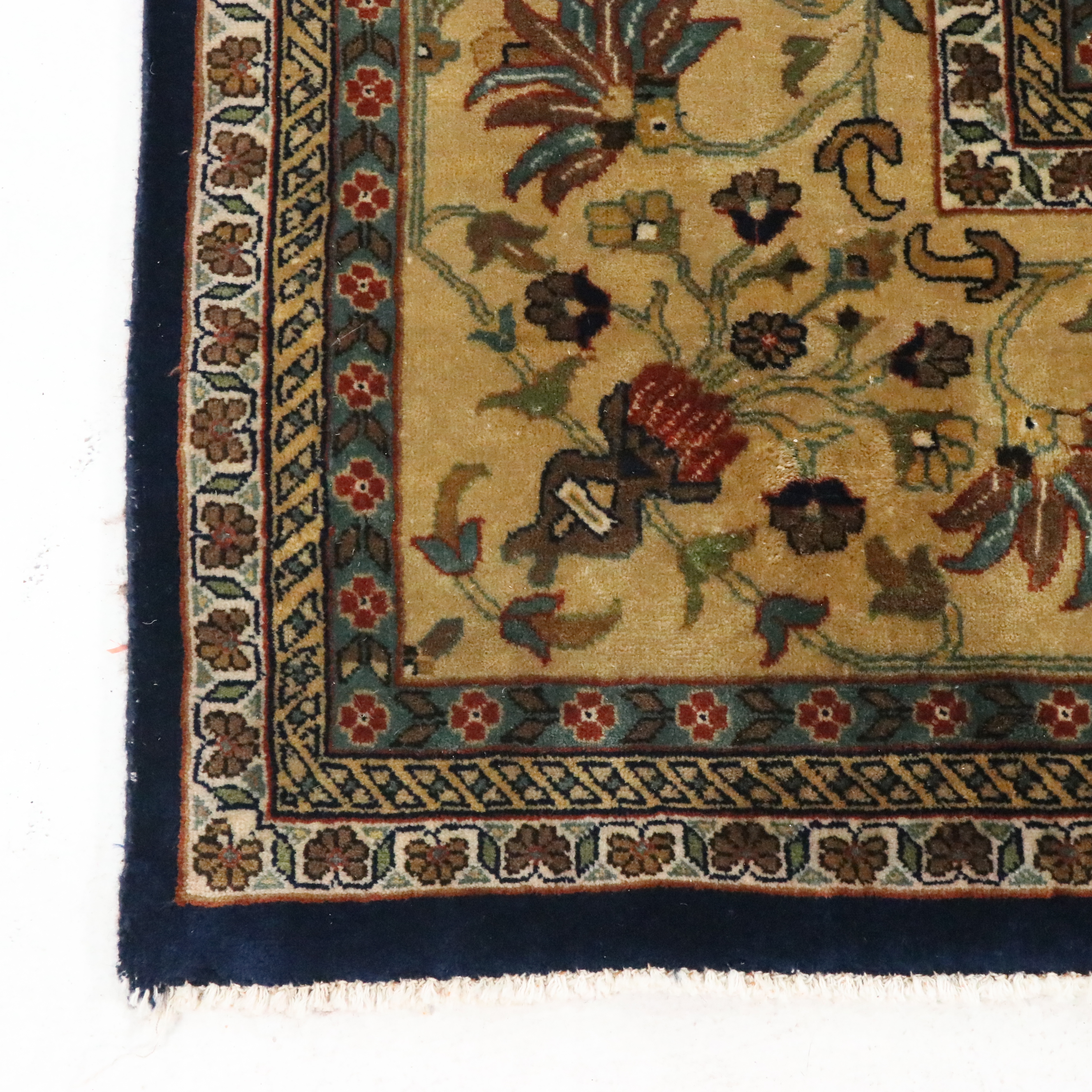 8'11 x 9'10 Hand-Knotted Indo-Persian Heriz Area Rug