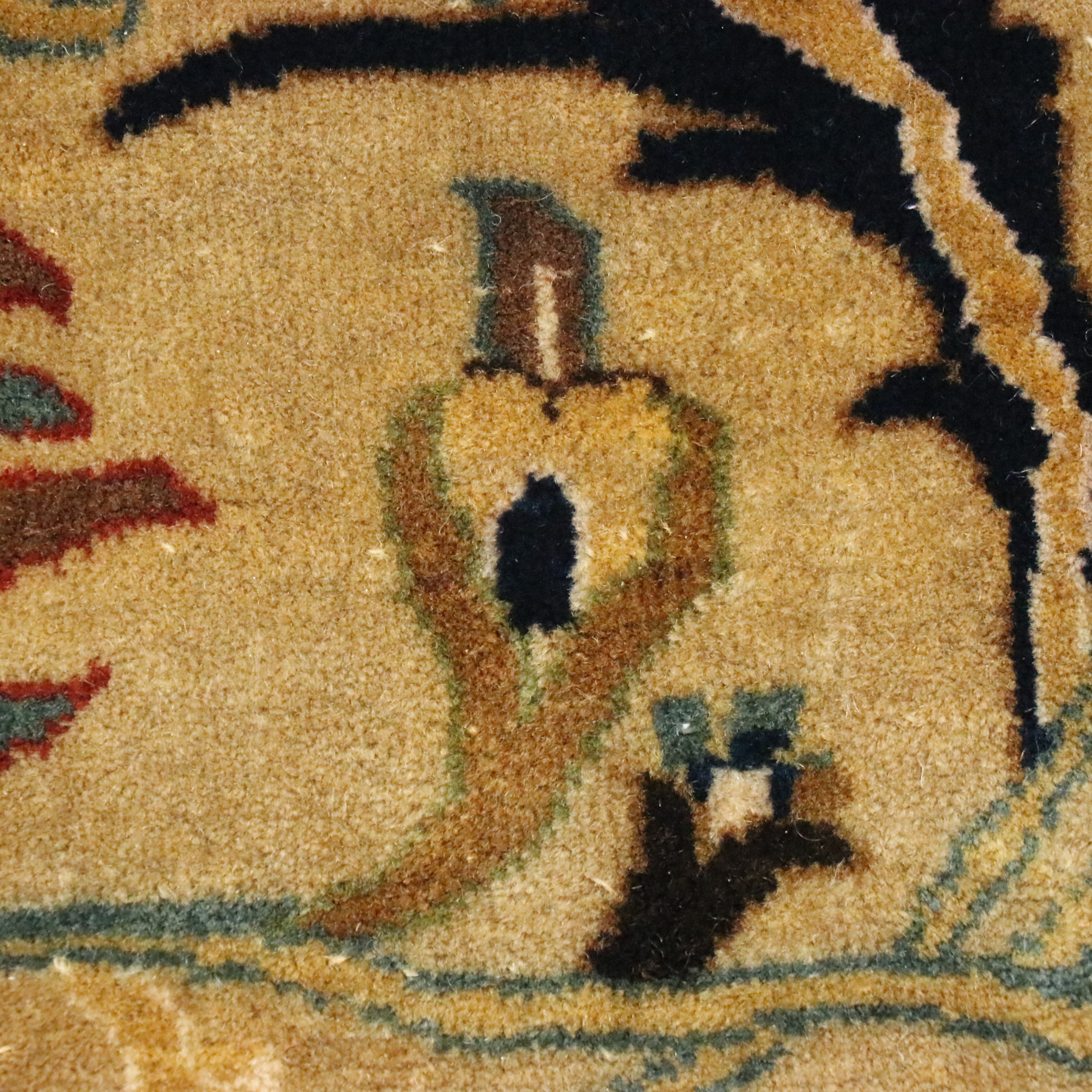 8'11 x 9'10 Hand-Knotted Indo-Persian Heriz Area Rug