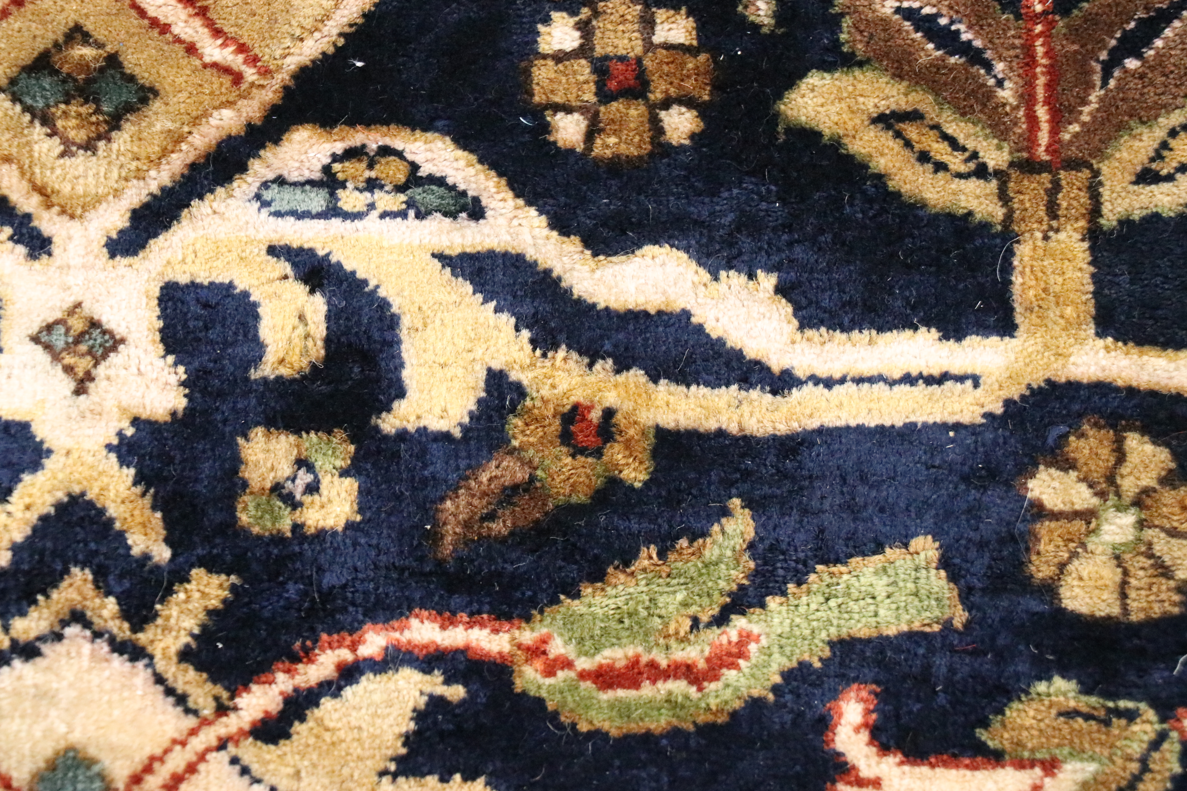 8'11 x 9'10 Hand-Knotted Indo-Persian Heriz Area Rug