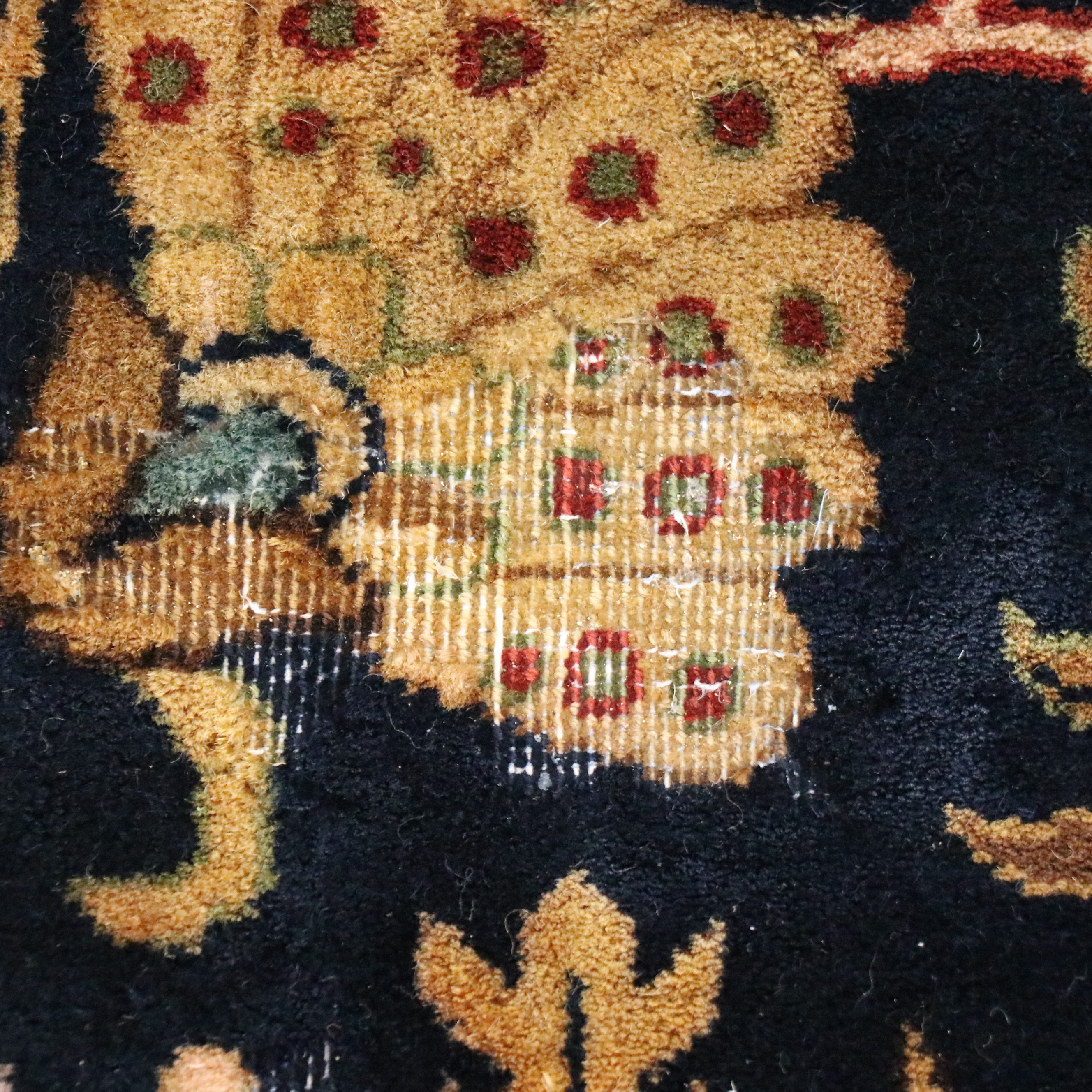 8'11 x 9'10 Hand-Knotted Indo-Persian Heriz Area Rug