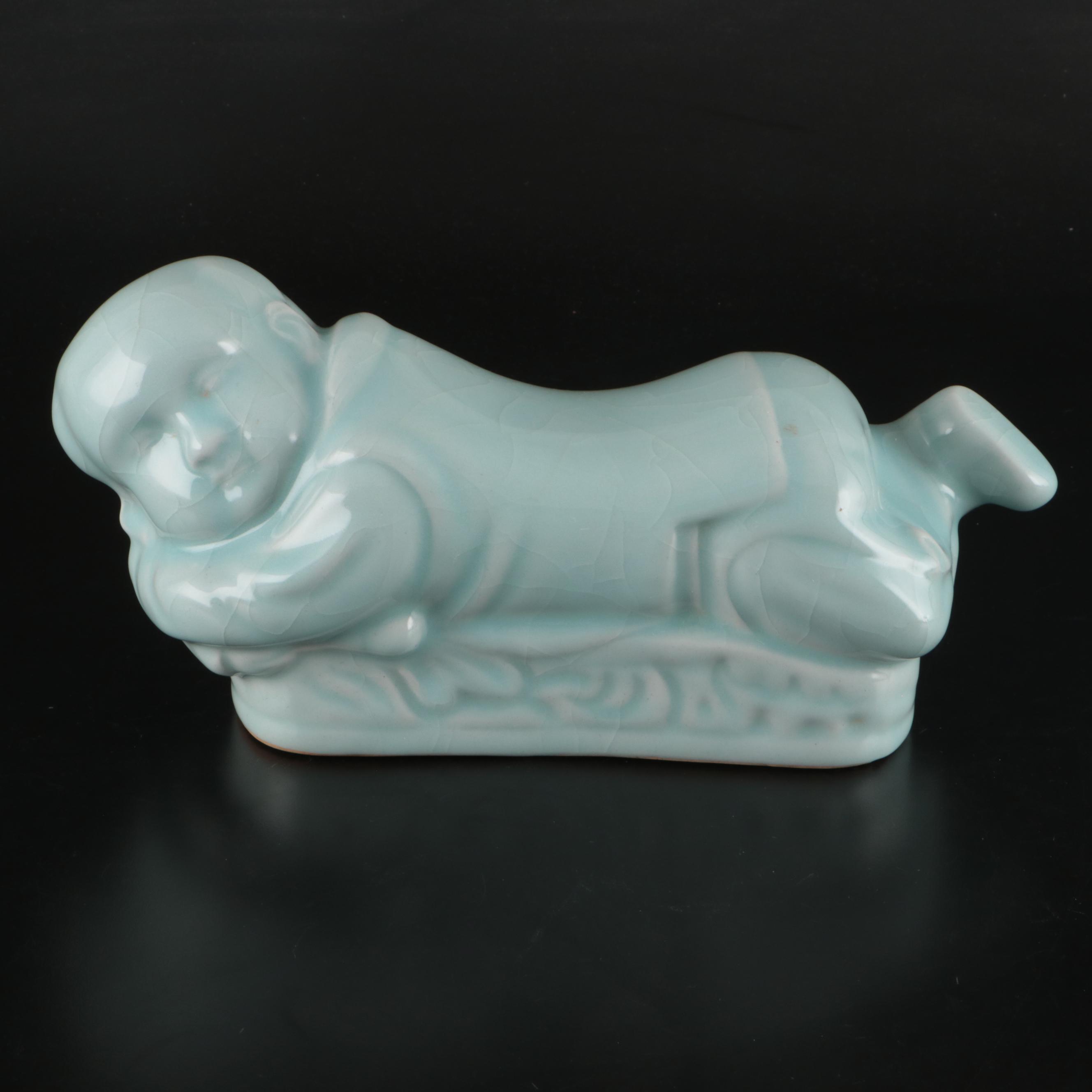 Chinese Porcelain Opium Pillow with Kagiya Demitasse Cups and Saucers and Jar