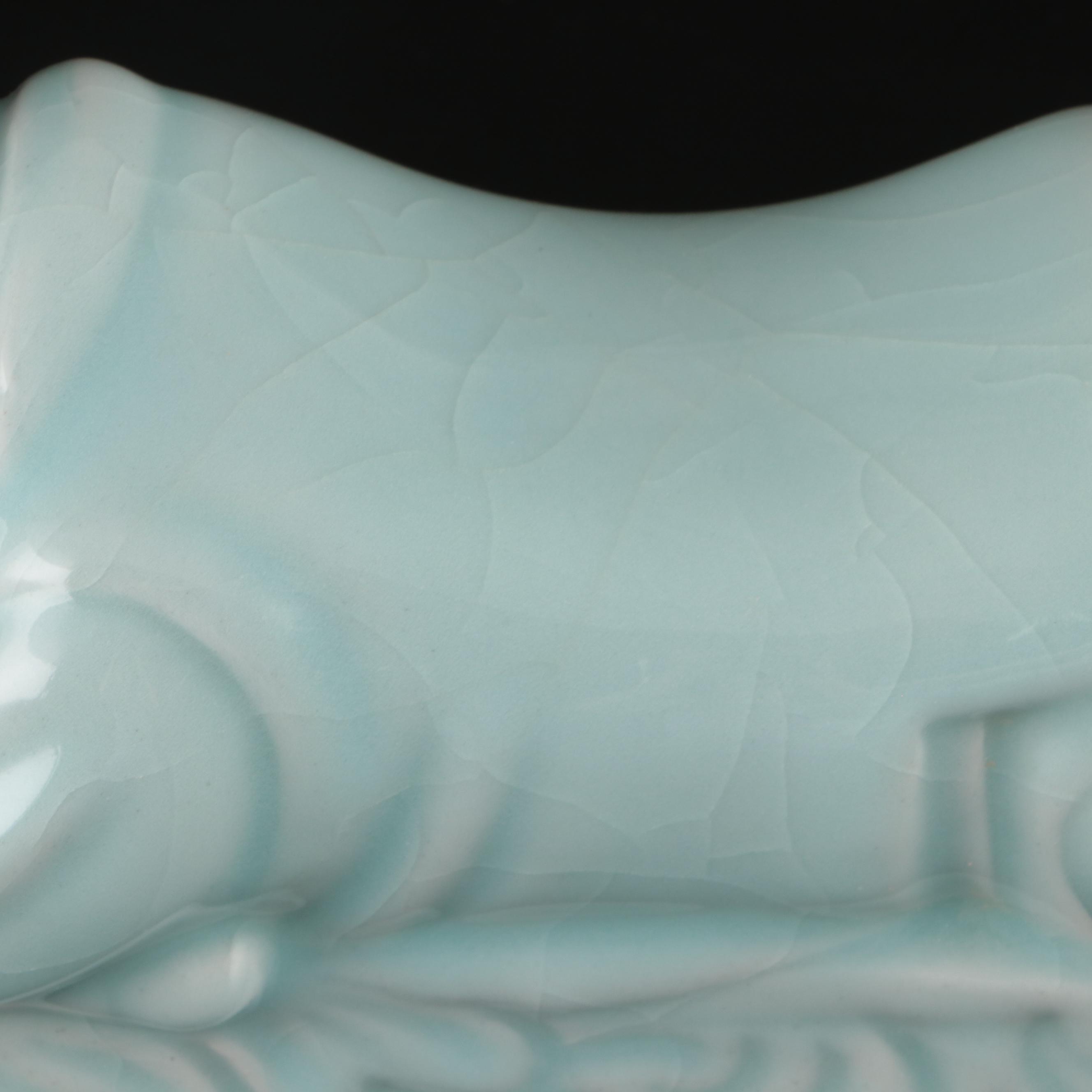 Chinese Porcelain Opium Pillow with Kagiya Demitasse Cups and Saucers and Jar