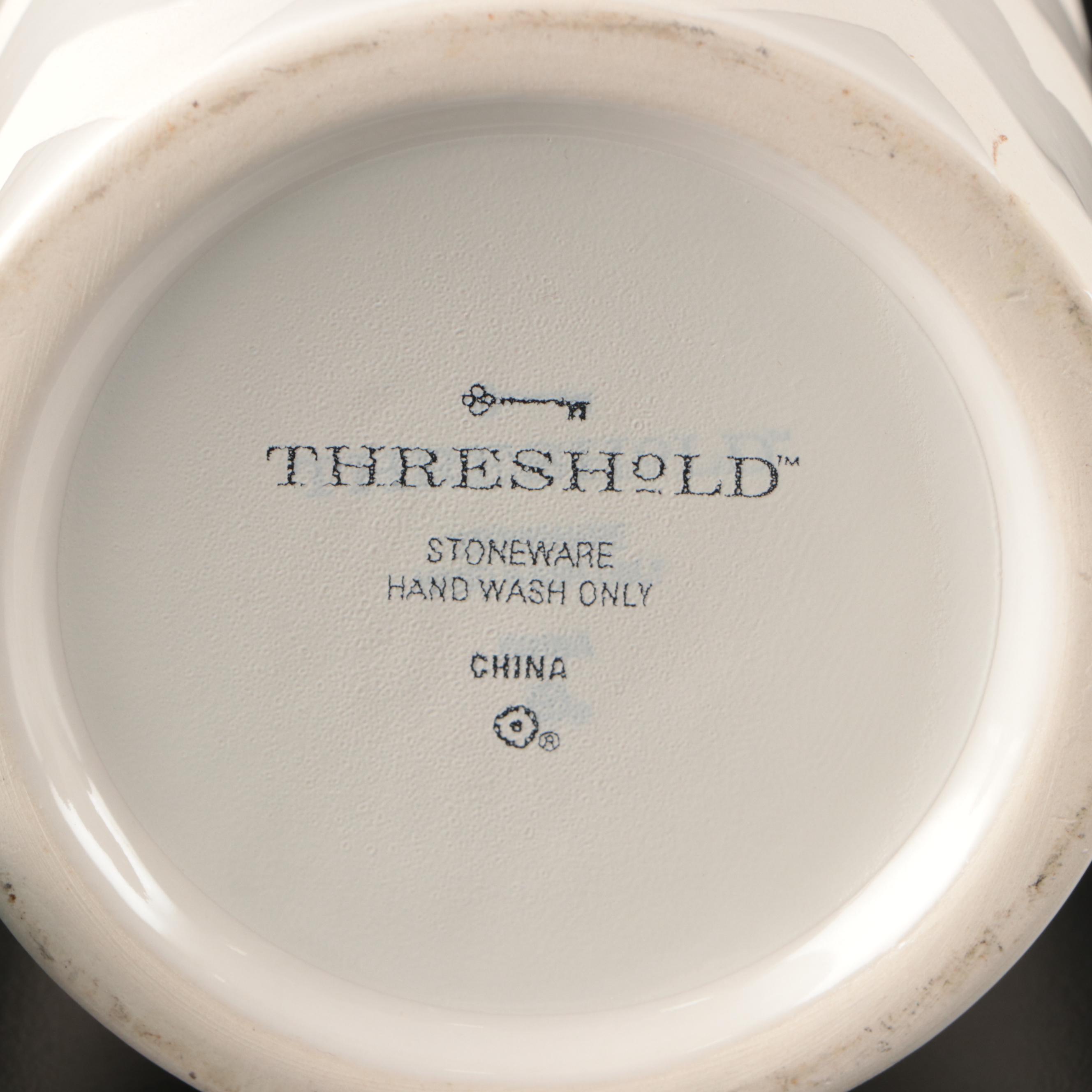 Chinese Porcelain Opium Pillow with Kagiya Demitasse Cups and Saucers and Jar