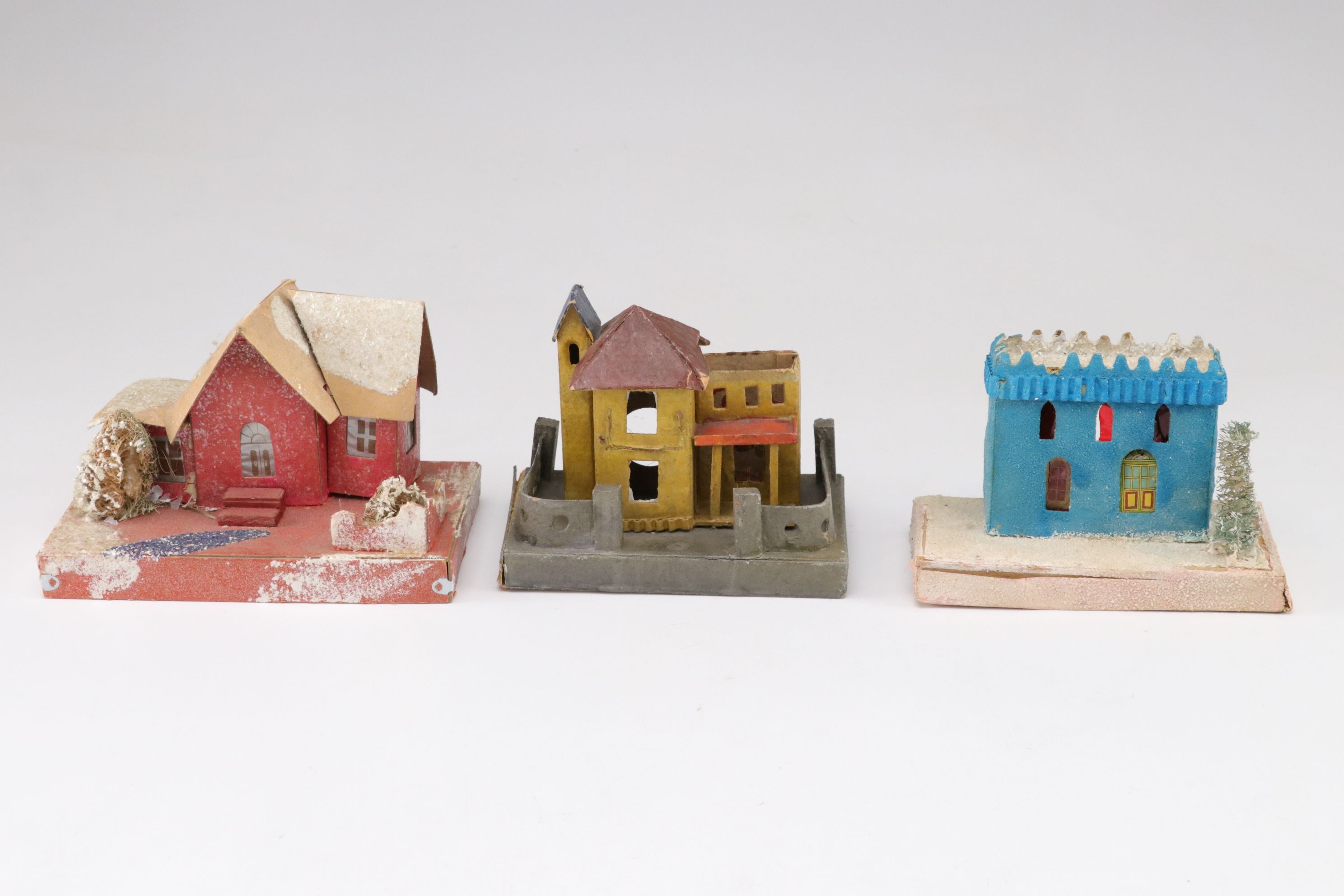 Japanese Putz Christmas Village Miniatures, Mid-Late 20th C.