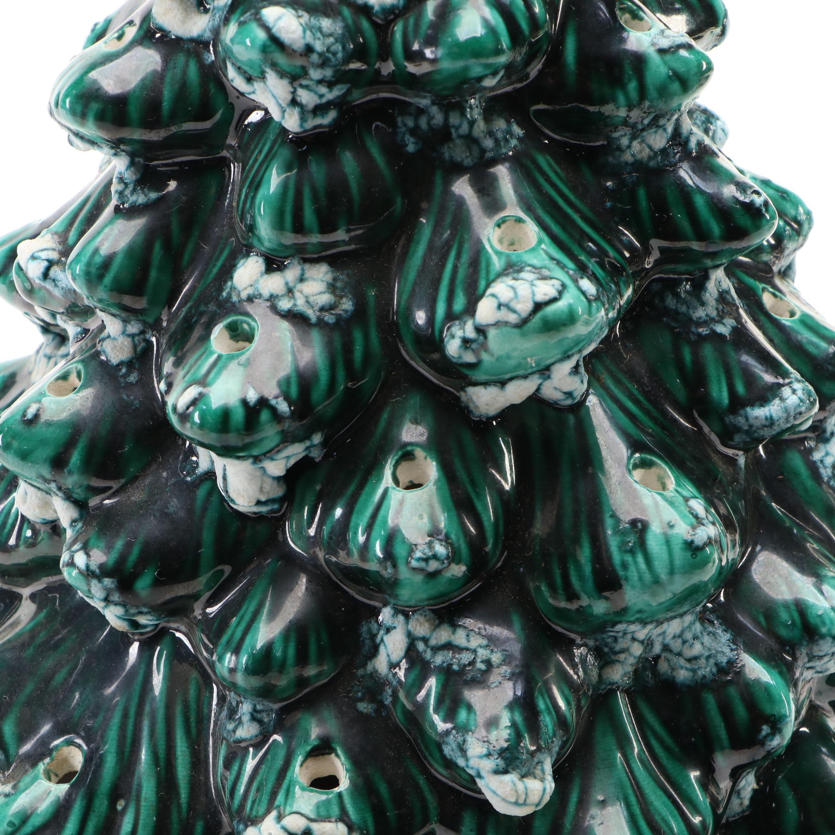 Holland Mold Ceramic Illuminated Christmas Tree