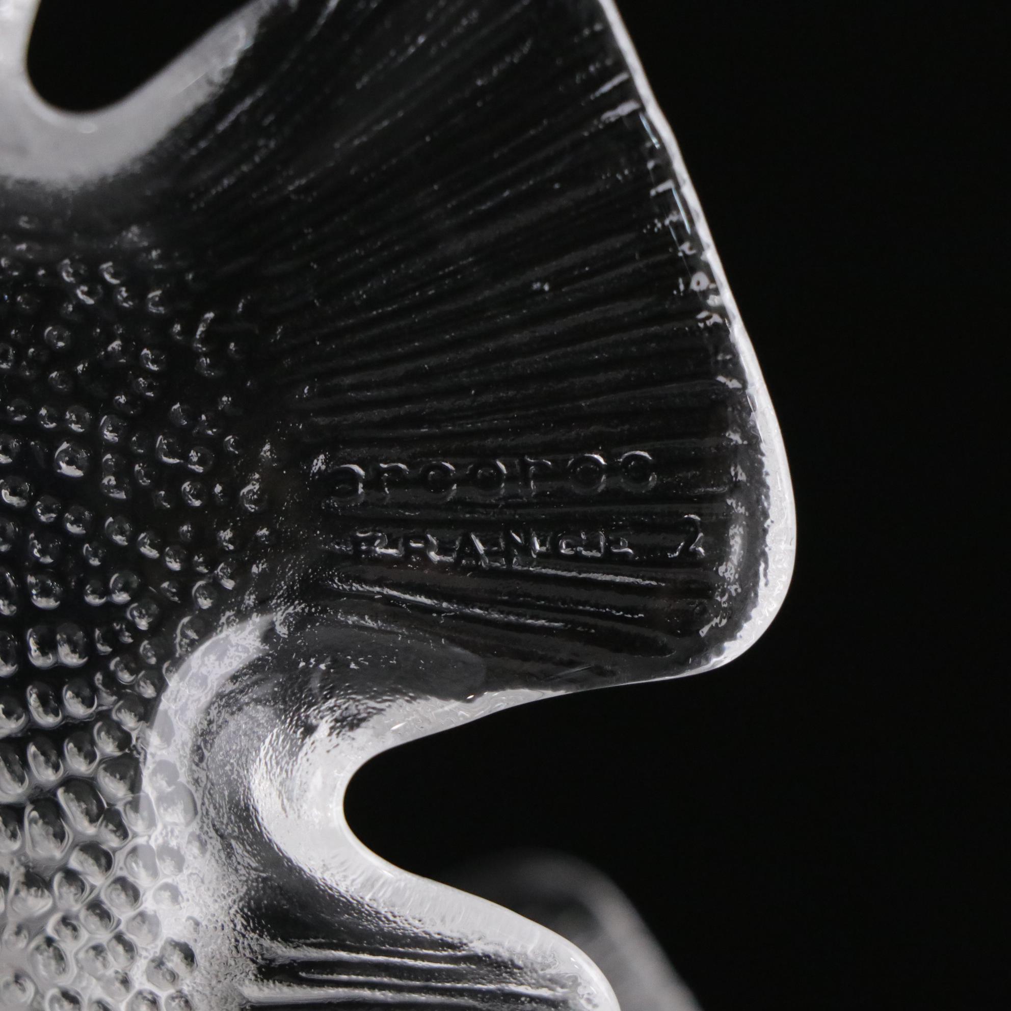 French Arcoroc "Poisson" and Anchor Hocking Glass Plates with Wire Fish Basket