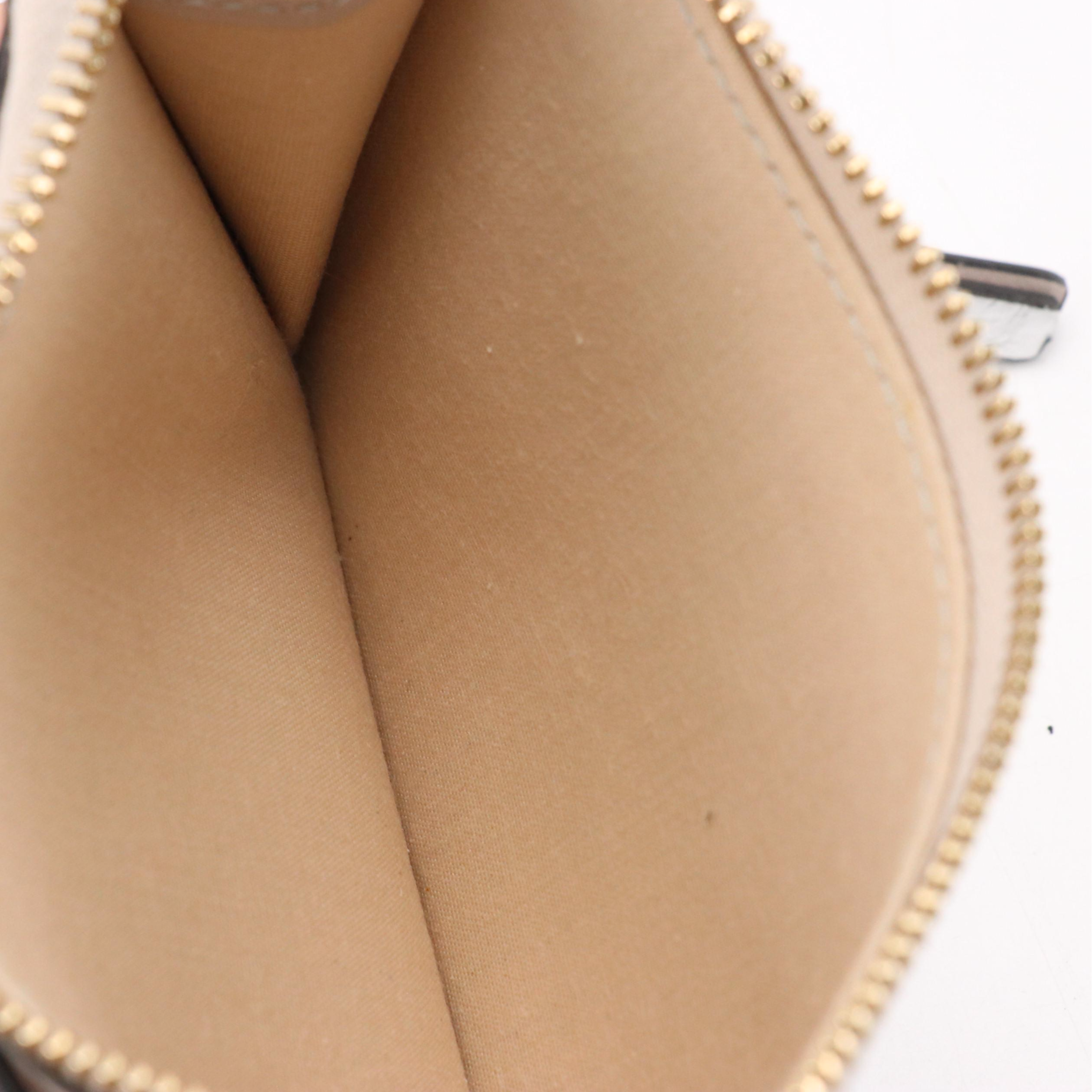 Chloé Corner-Zip Card Wallet in Stone and Silver Metallic Leather, With Box