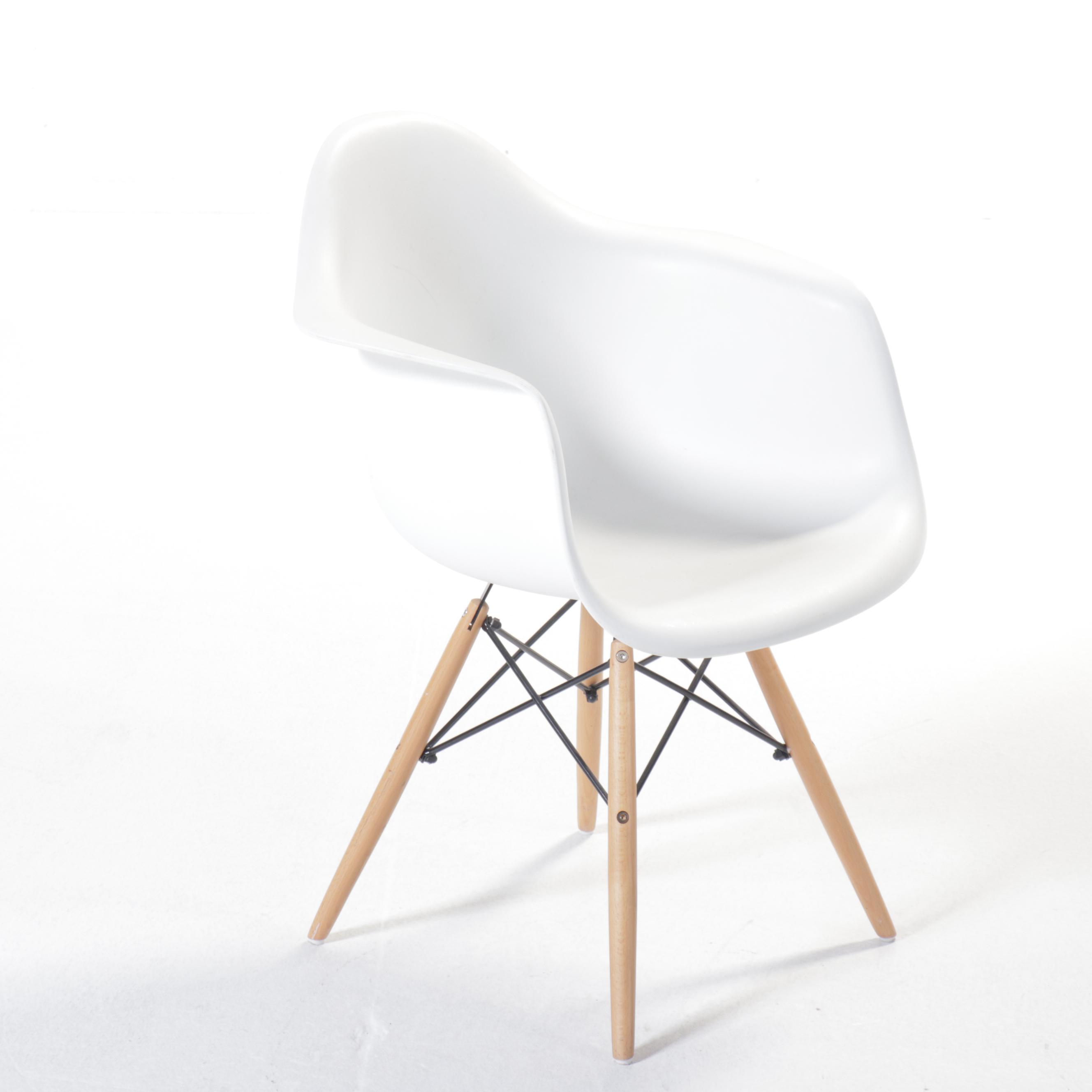 Mid Century Modern Style Shell Armchair