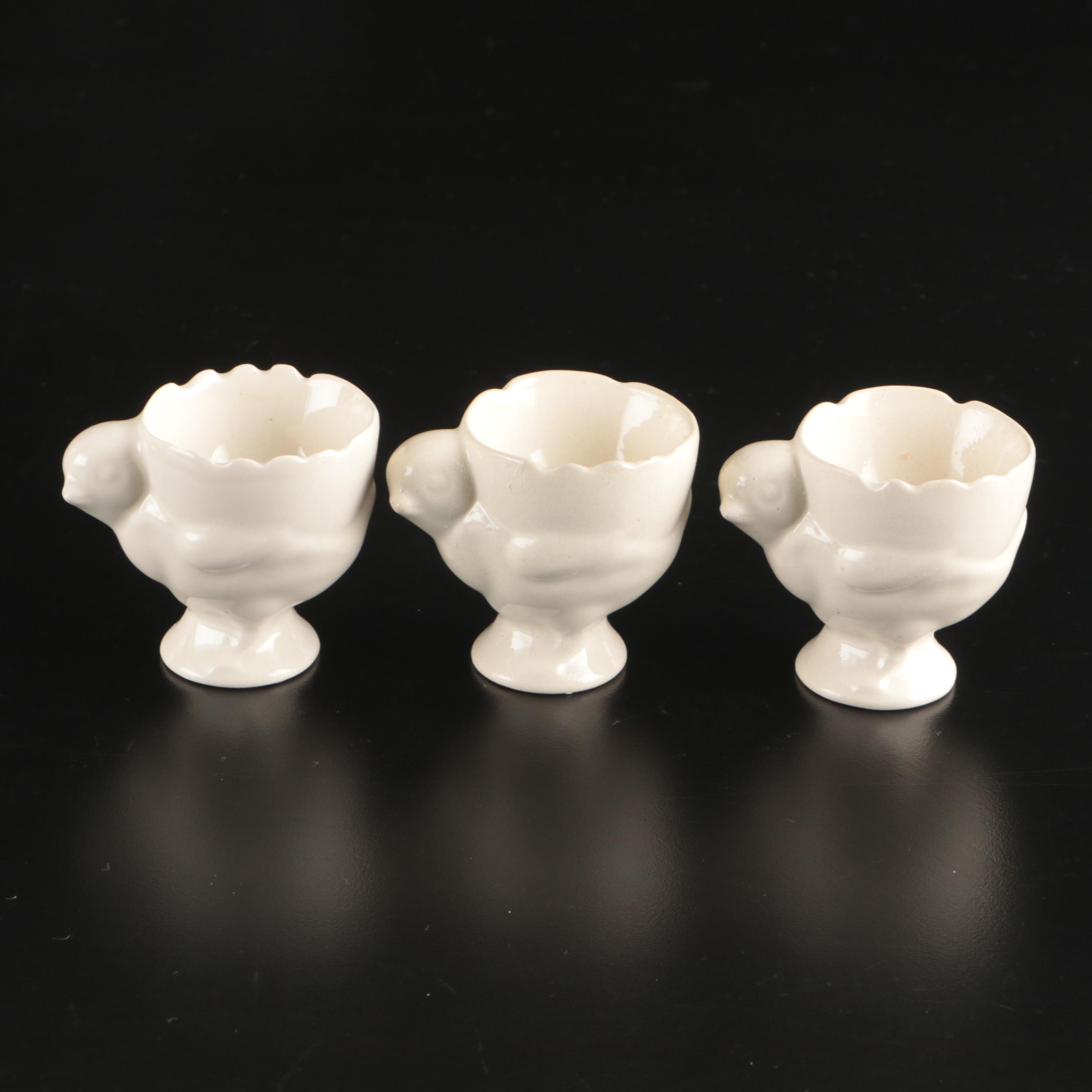 Williams-Sonoma Embroidered Cotton Table Linens with Ceramic Cups and Charger