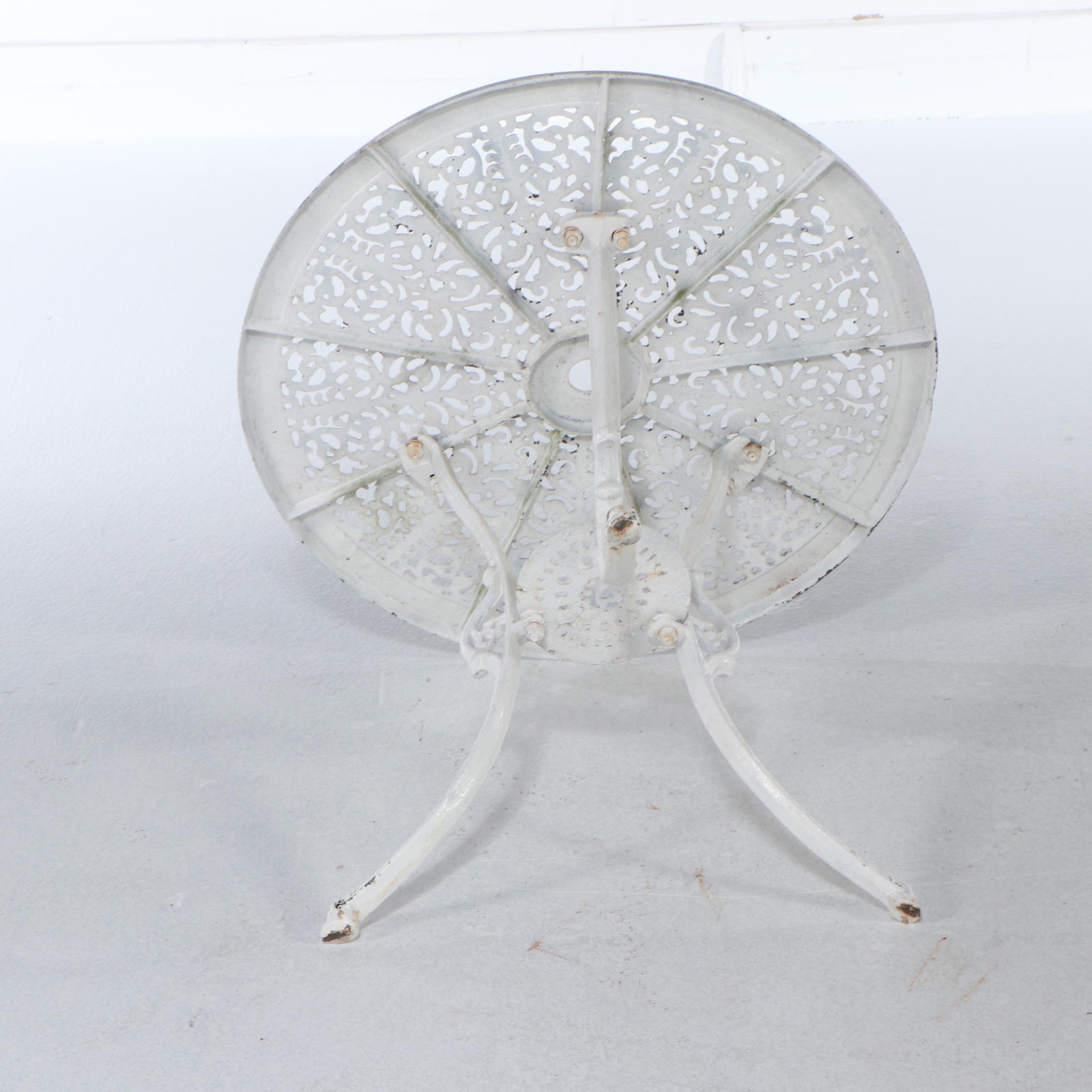 Victorian Style White Painted Cast Iron Patio Bistro Dining Set