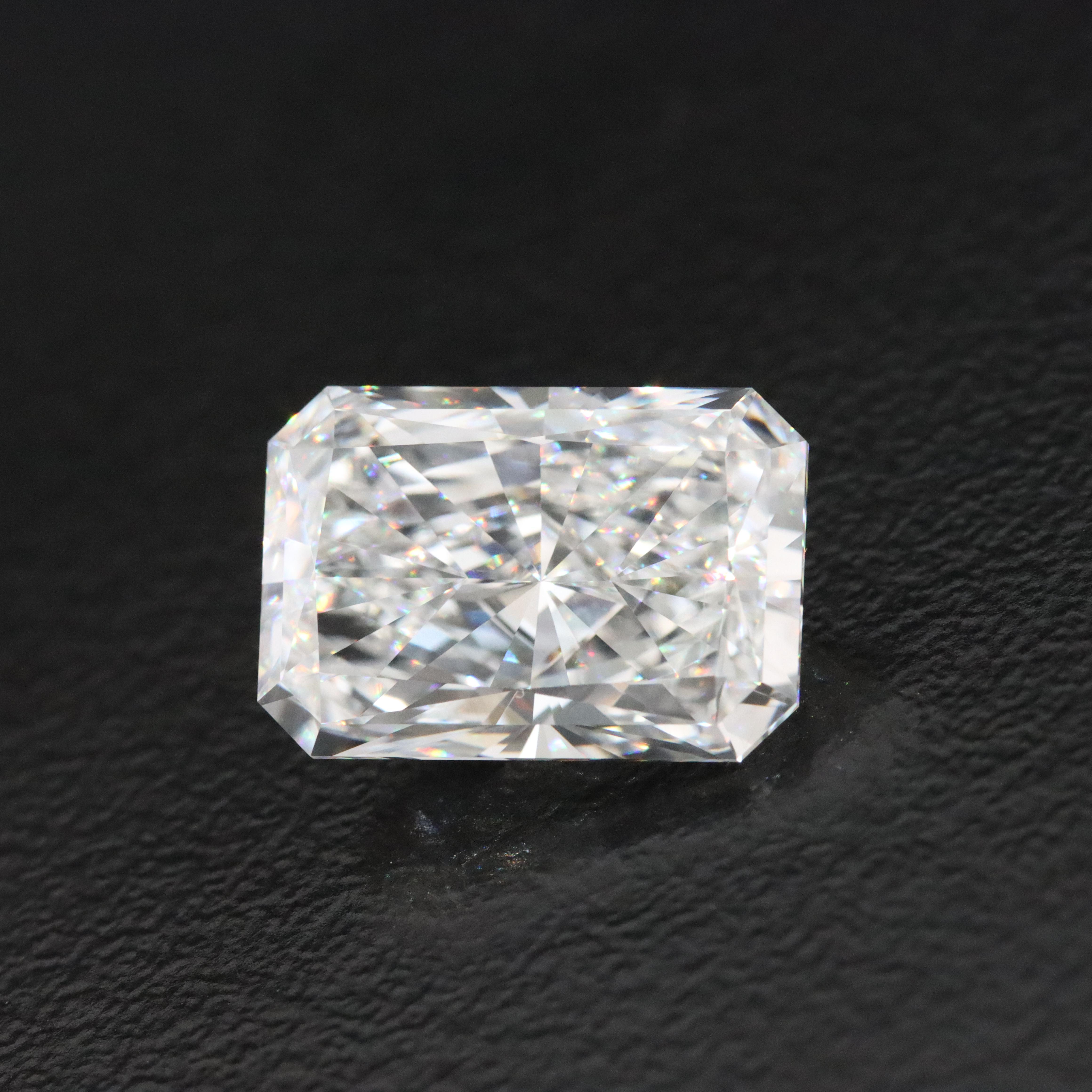 Loose 4.82 CT Lab Grown Diamond with IGI Report