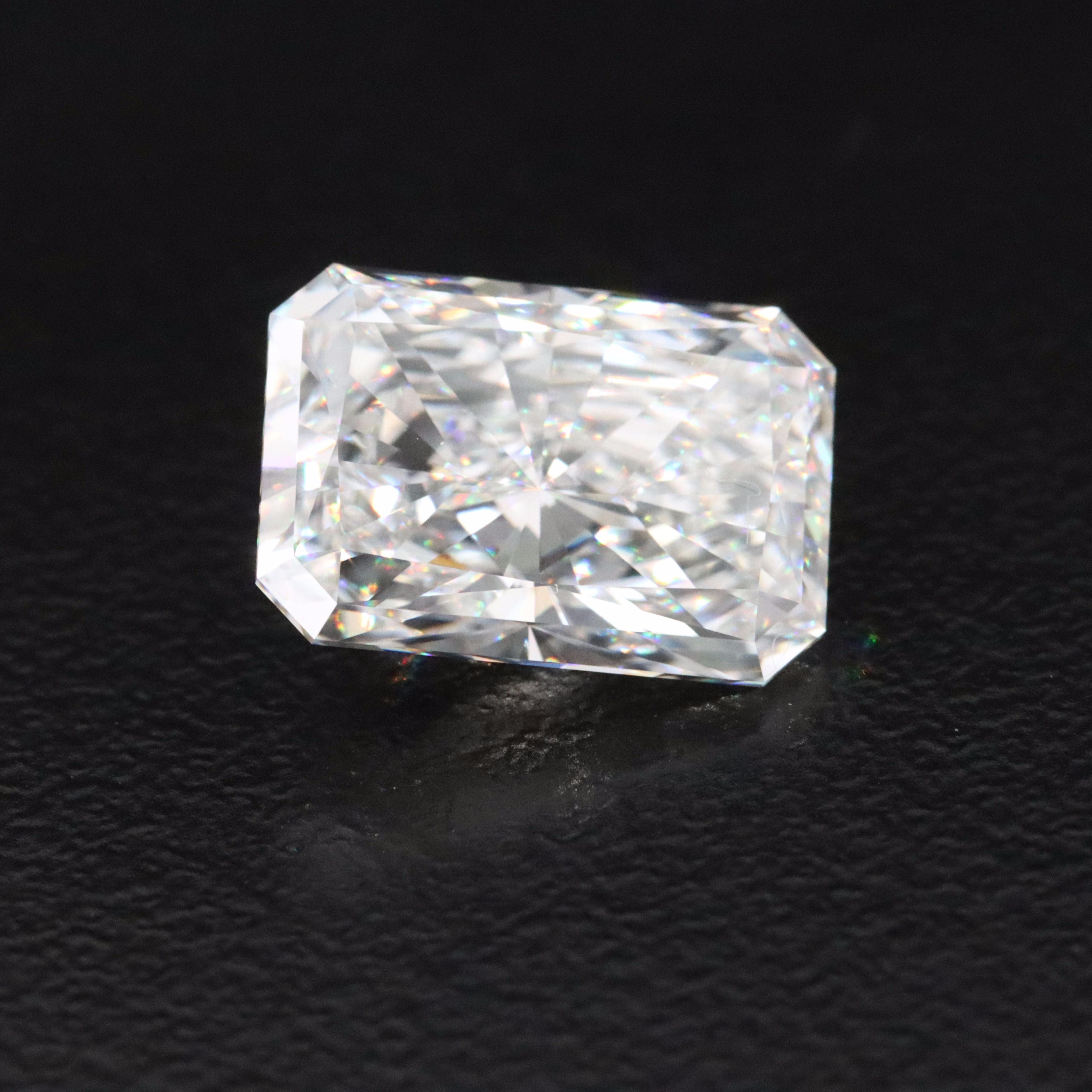 Loose 4.82 CT Lab Grown Diamond with IGI Report