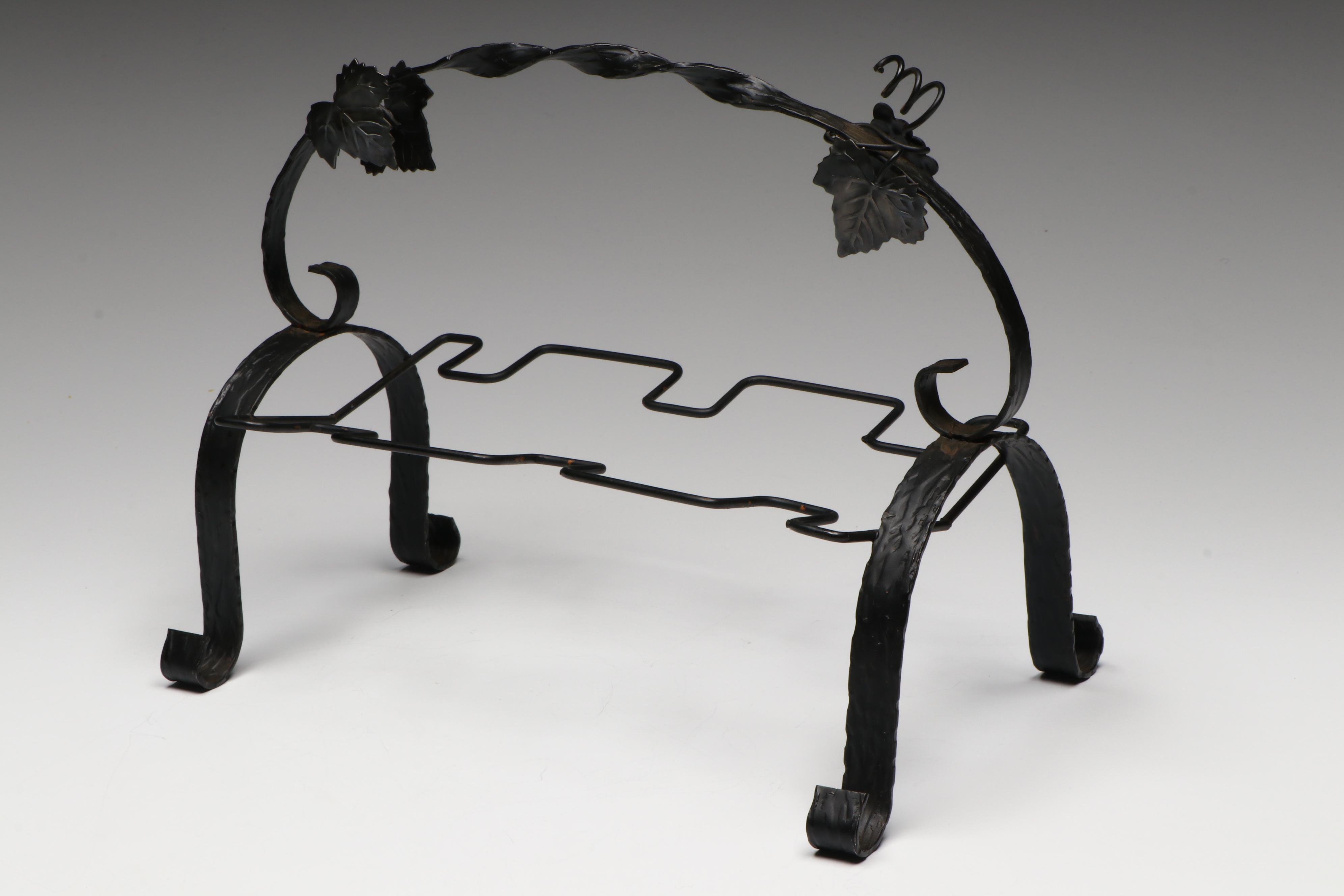 Beehive Stem Gold Rimmed Roemer Wine Glasses with Metal Rack