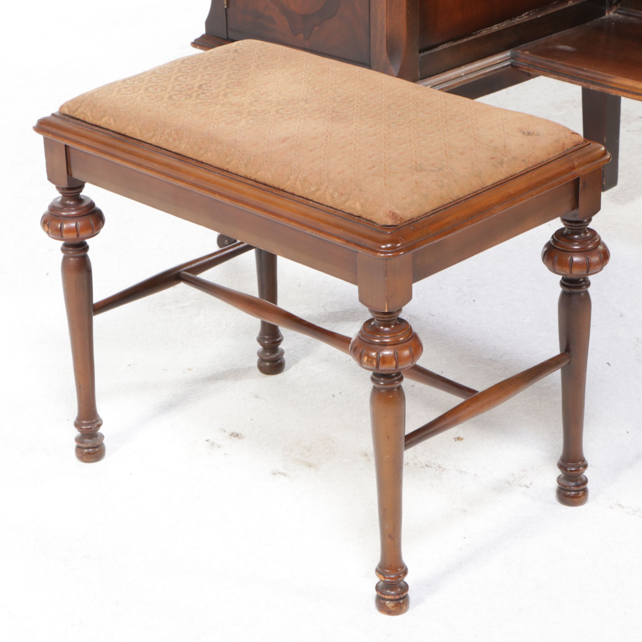 The Tennenbaum Company Edwardian Style Vanity and Stool