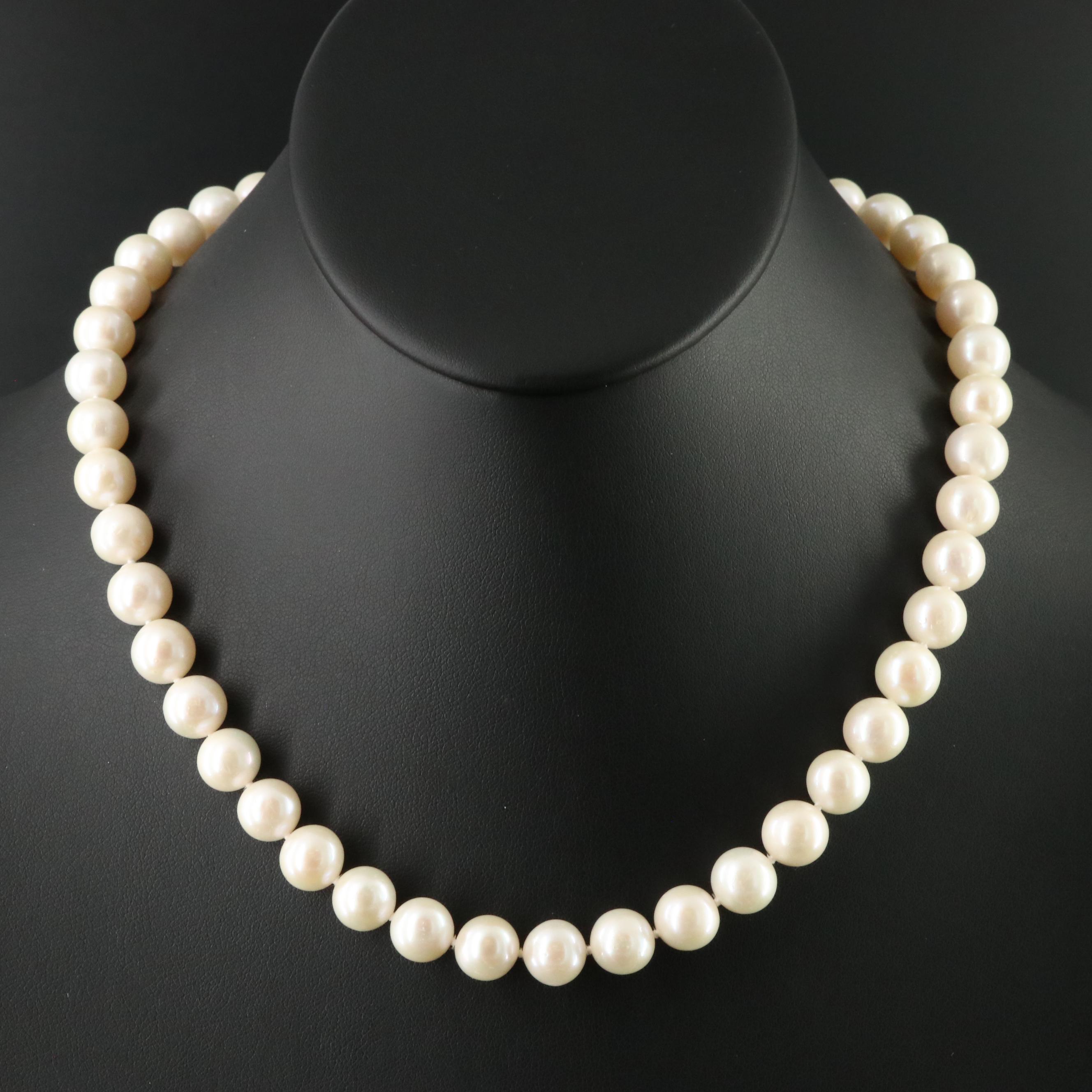 Pearl Necklace with 14K Clasp