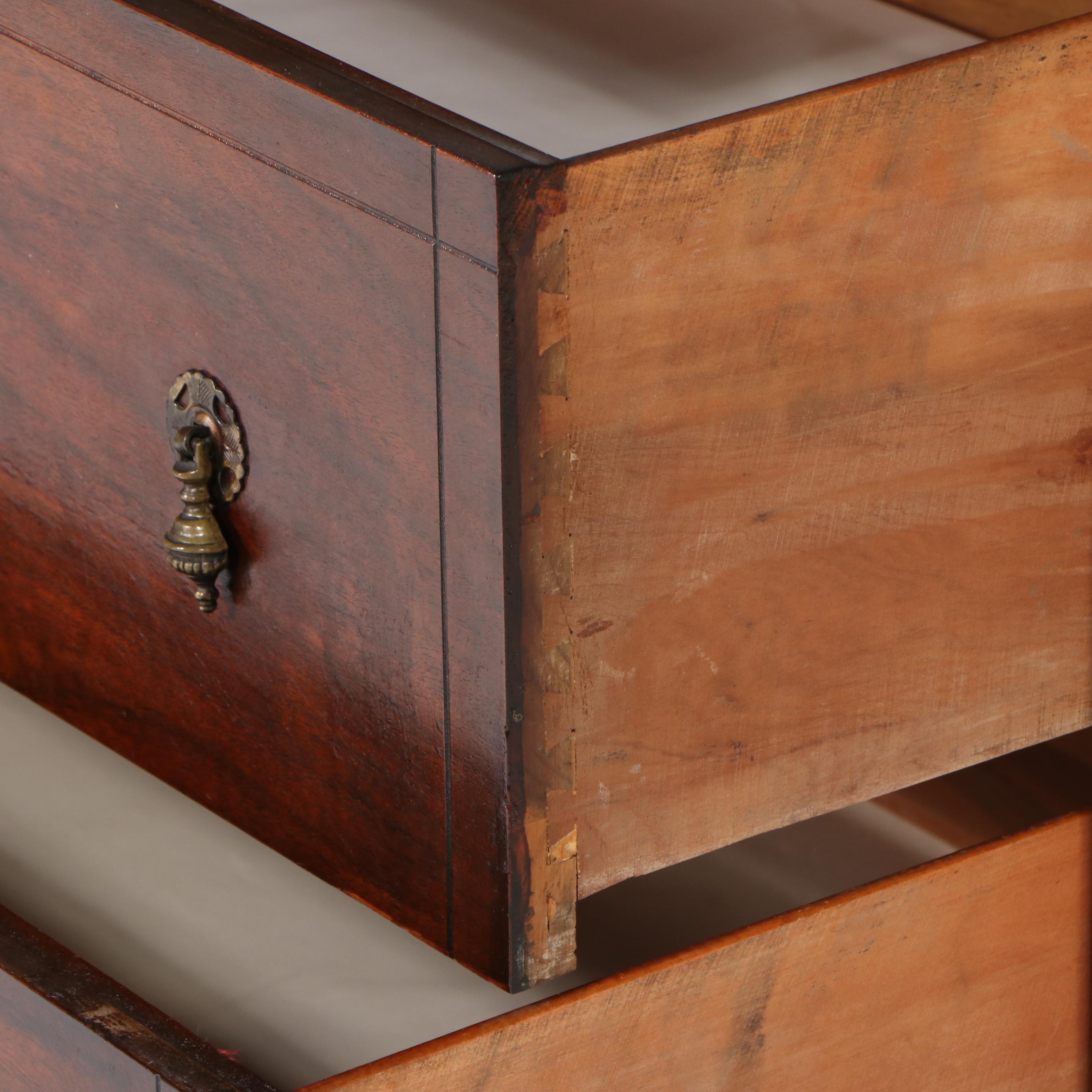 Edwardian Burl Wood and Walnut Dresser with Mirror, Early 20th Century