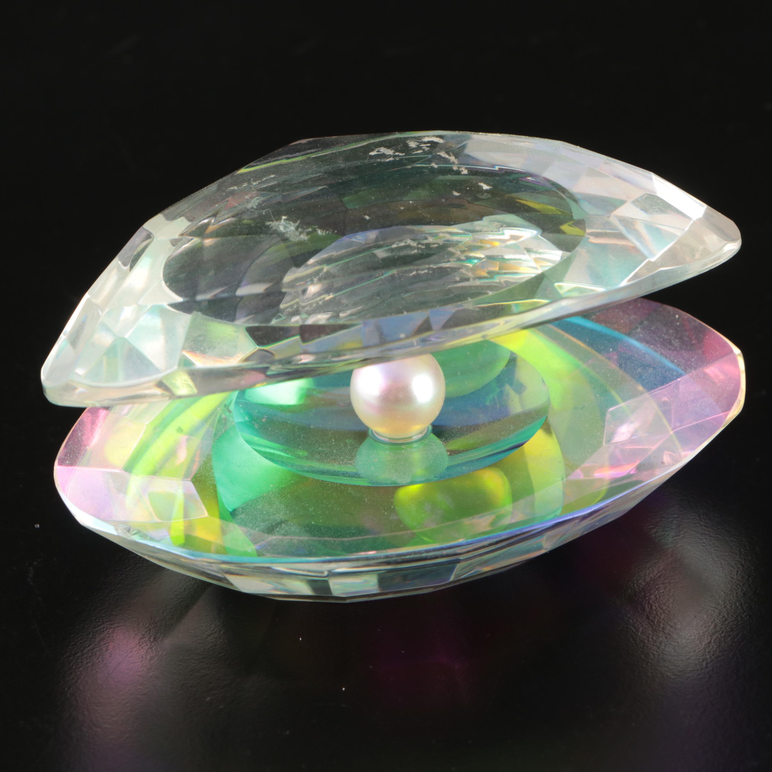 Oleg Cassini Oyster, Simon Pearce Sailboat, and More Paperweights