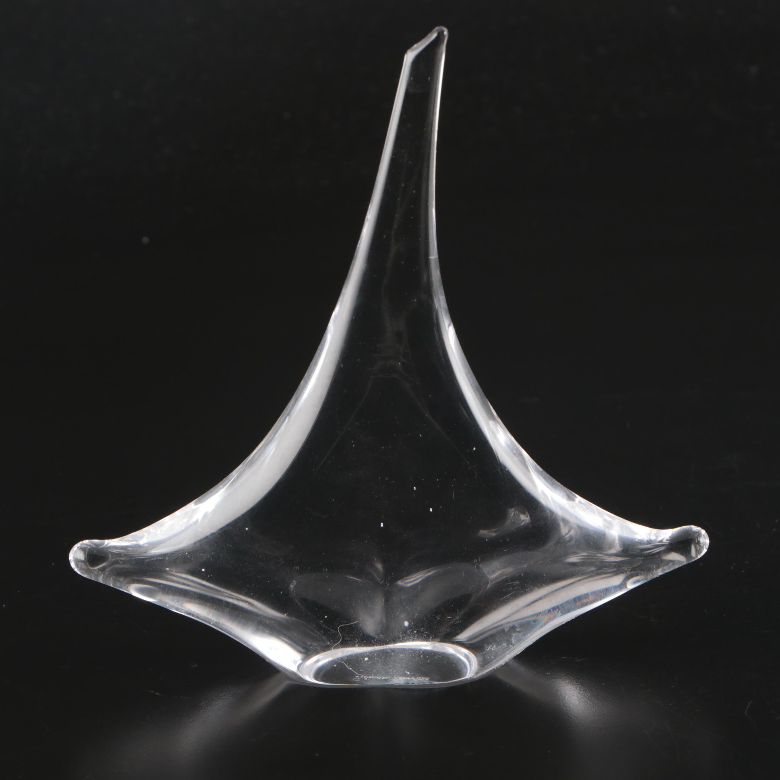 Oleg Cassini Oyster, Simon Pearce Sailboat, and More Paperweights