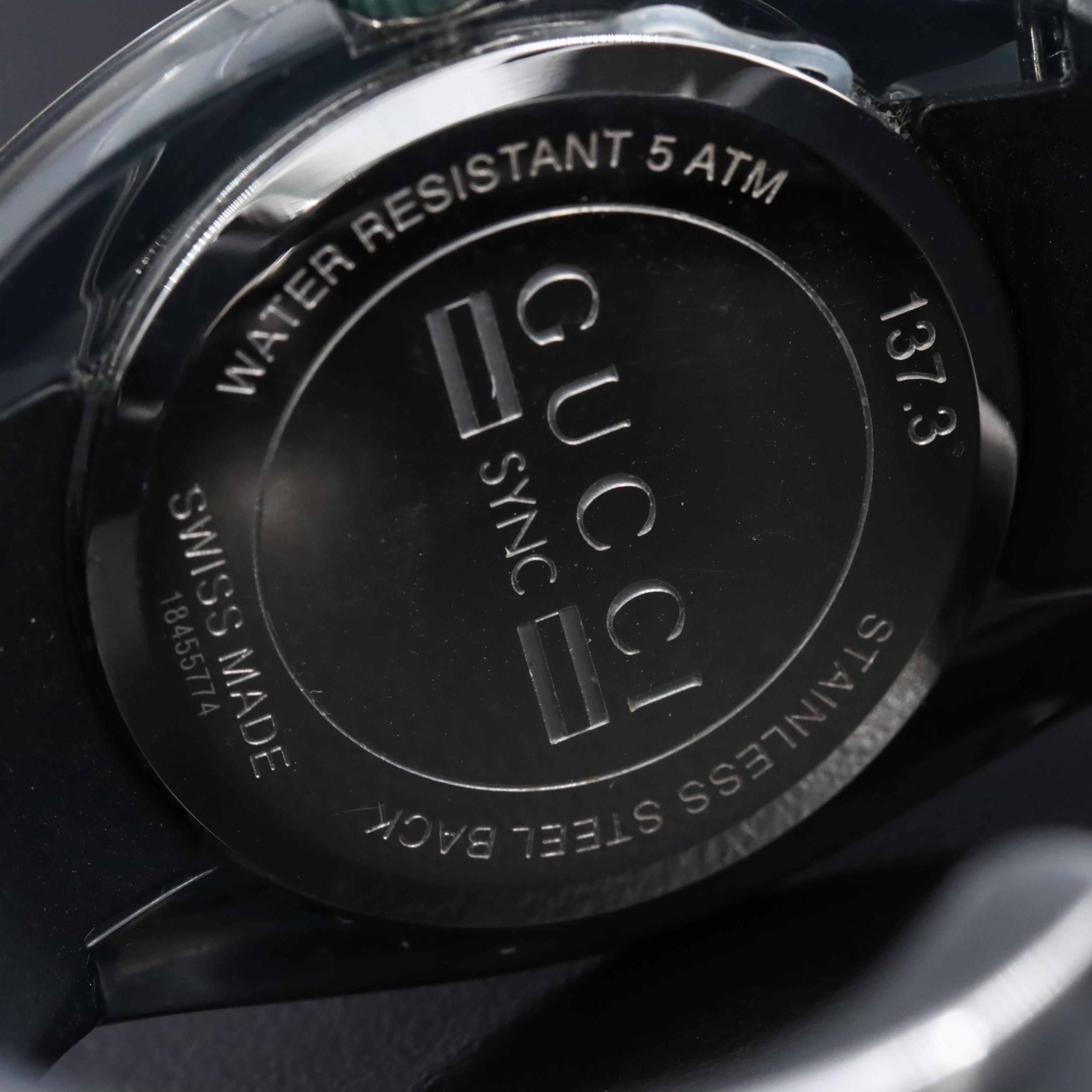 Gucci Sync 137.3 Black Dial 36mm Transparent Plastic Quartz Watch