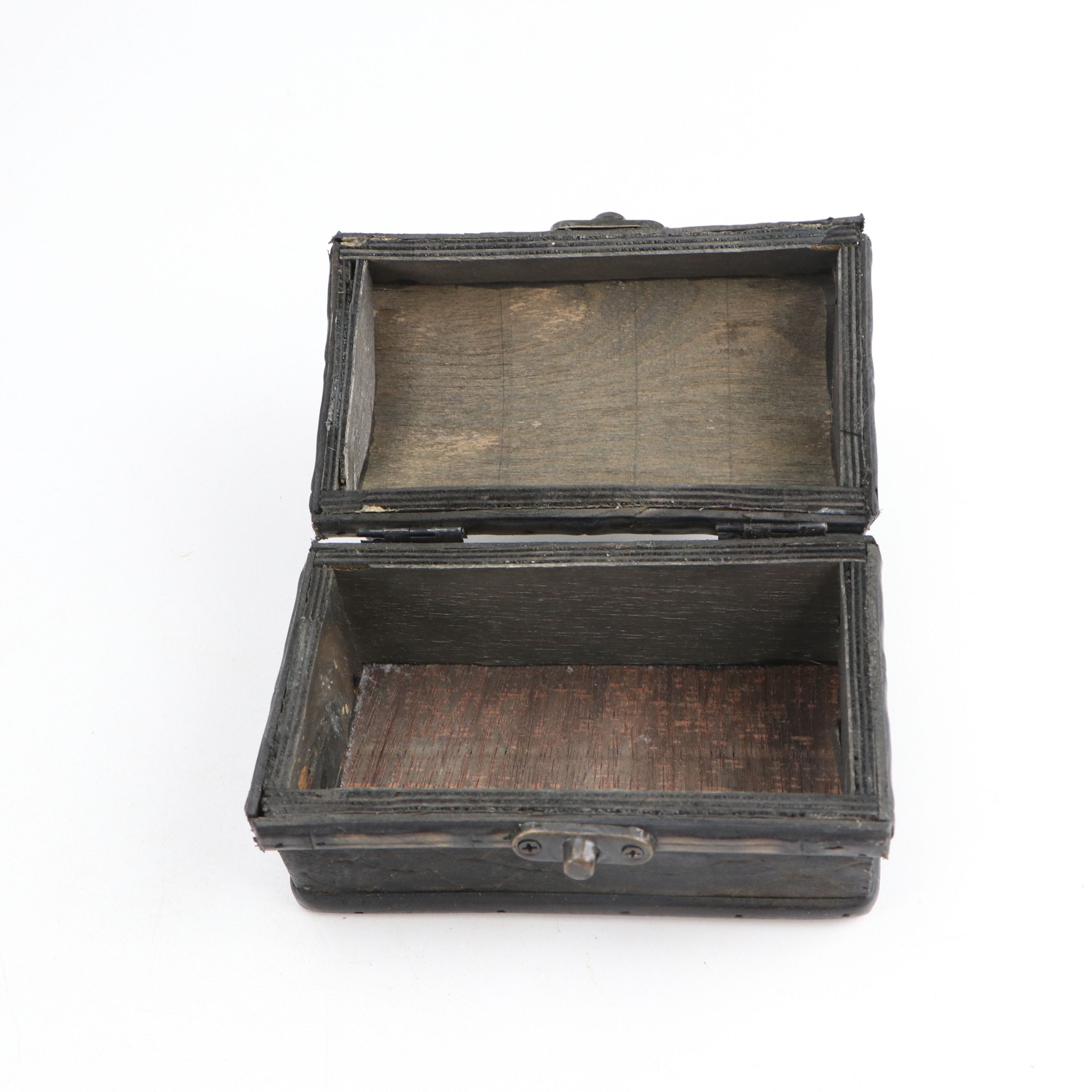 Victorian Style Glass Terrarium with Artichoke Finials and Other Décor