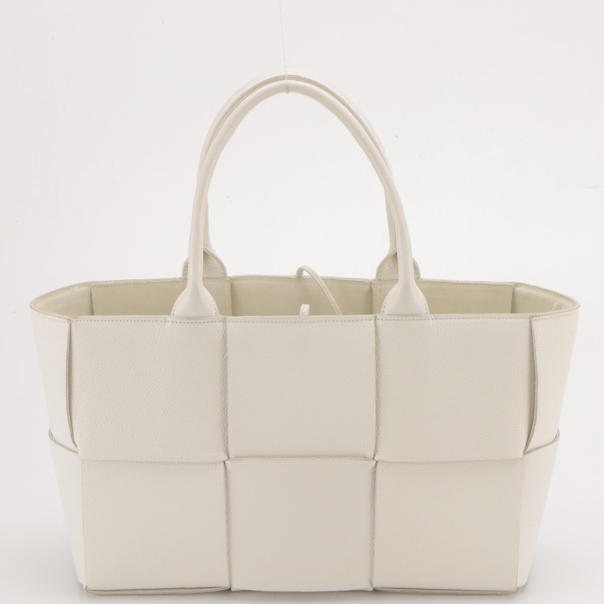 Bottega Veneta Small Arco Tote & Pouch in White Maxi Intrecciato Nappa Leather