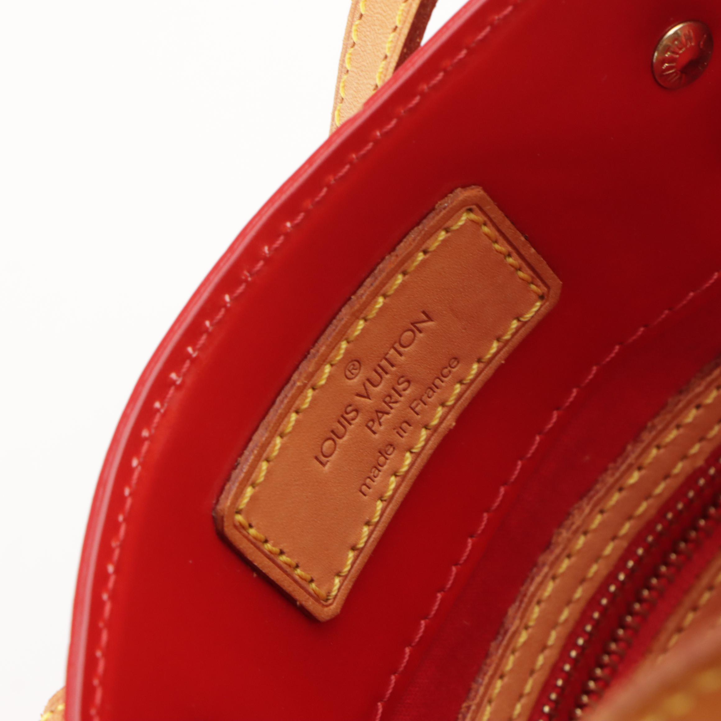 Louis Vuitton Reade MM Vertical Tote in Monogram Vernis