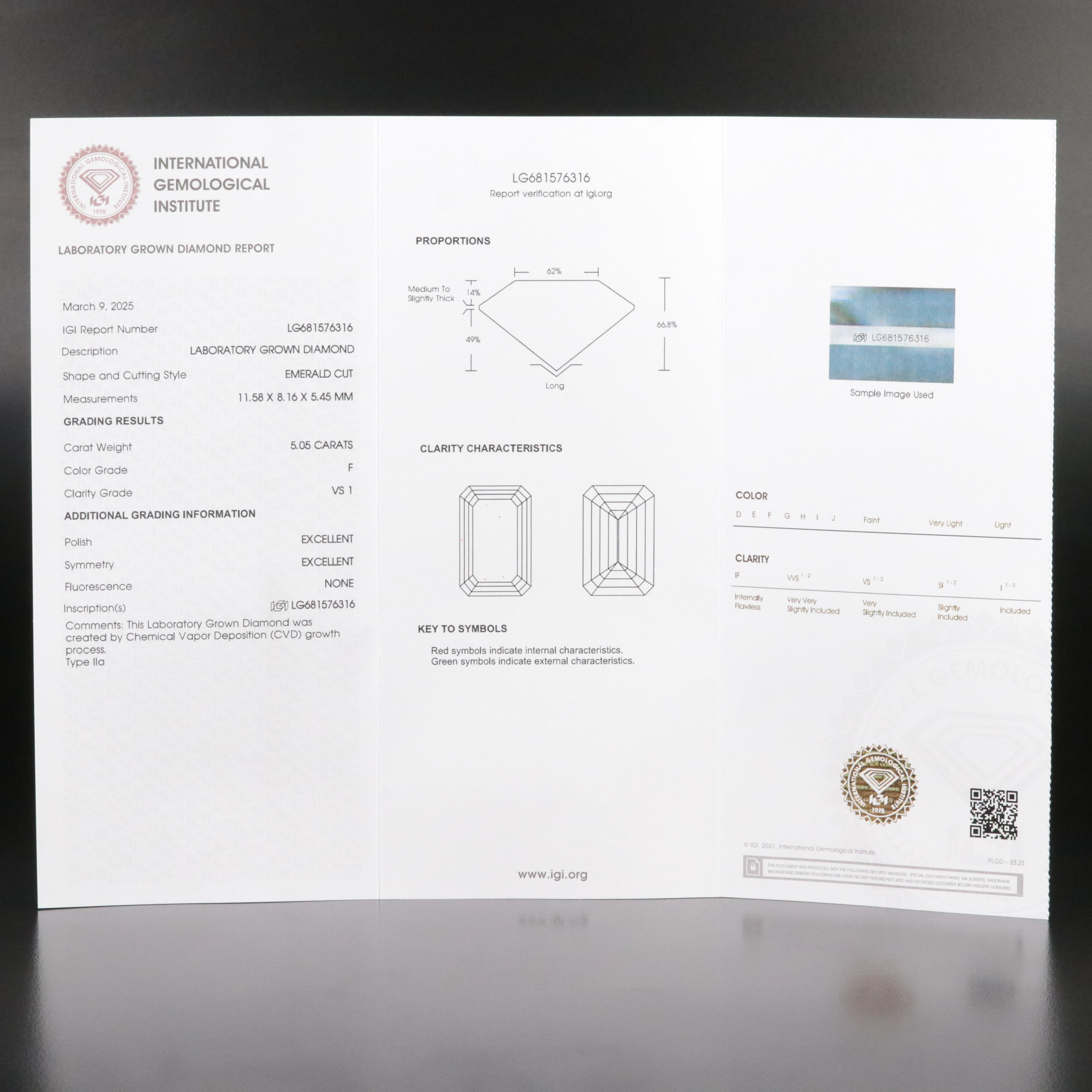 18K 5.05 CT Lab Grown Diamond Solitaire Ring with IGI Report