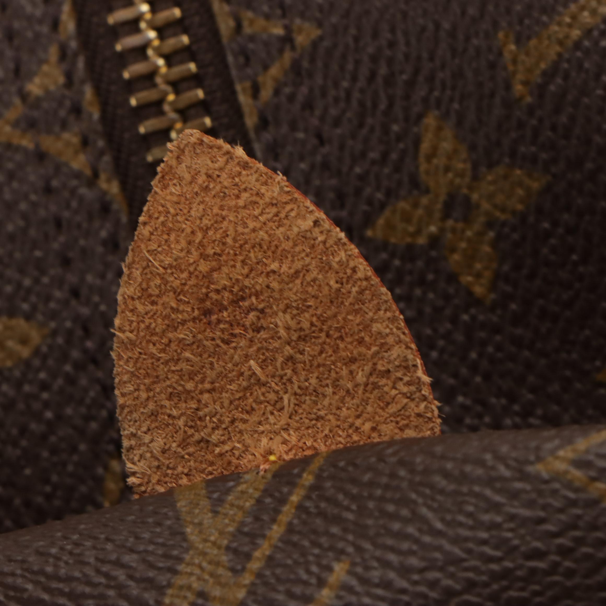 Louis Vuitton Keepall 55 in Monogram Canvas and Vachetta Leather