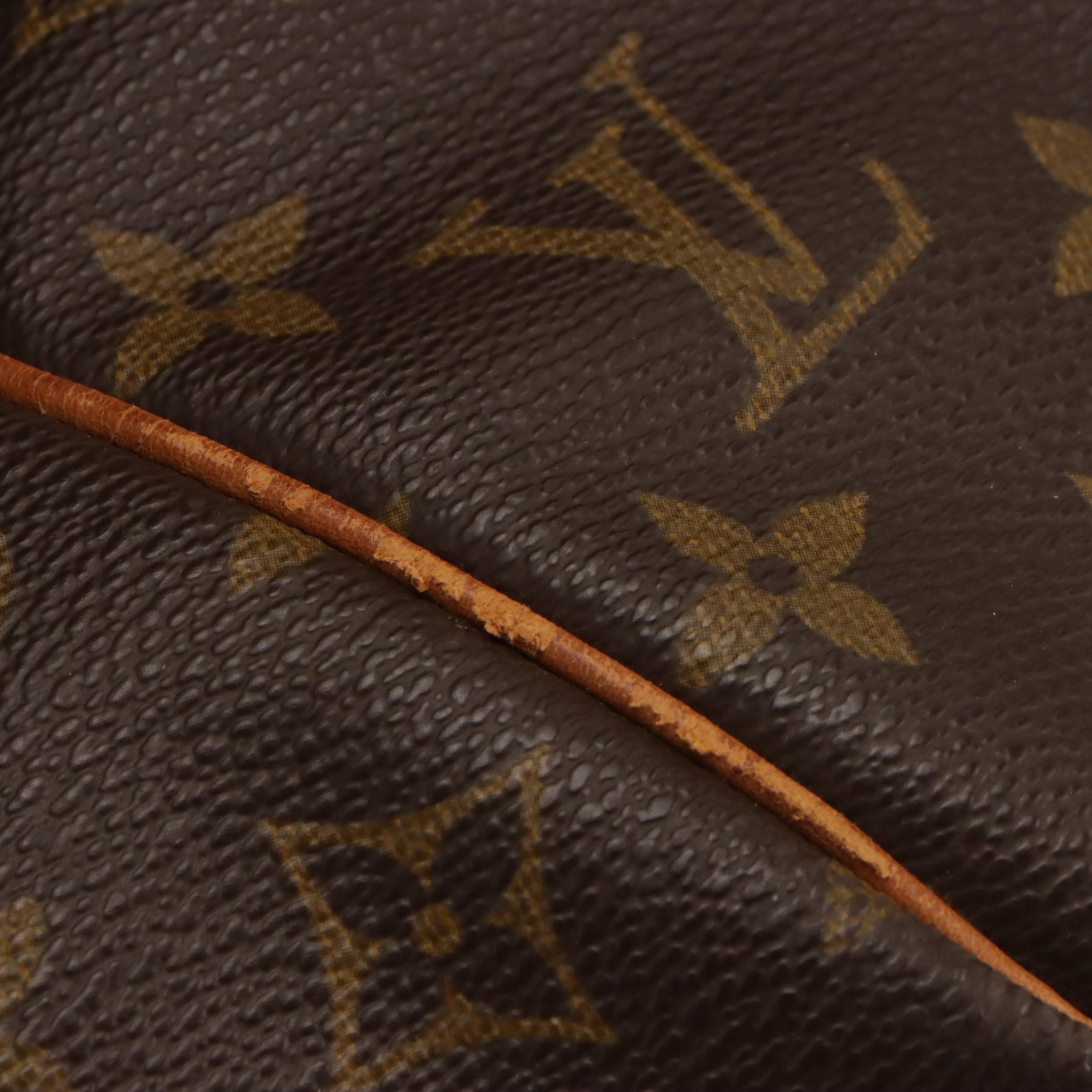 Louis Vuitton Keepall 50 in Monogram Canvas and Vachetta Leather
