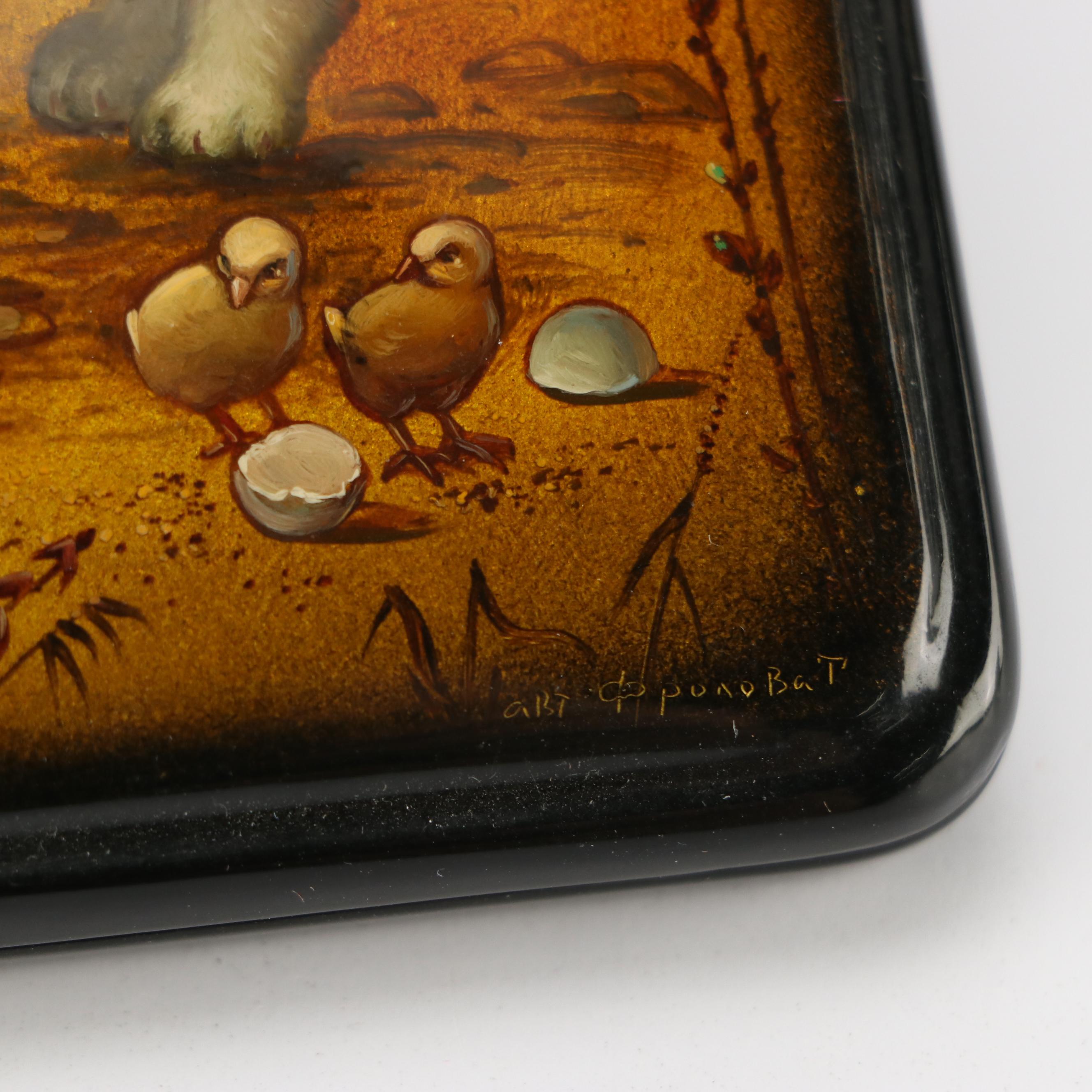 Russian Fedoskino Hand-Painted Cat Portrait Lacquerware Box