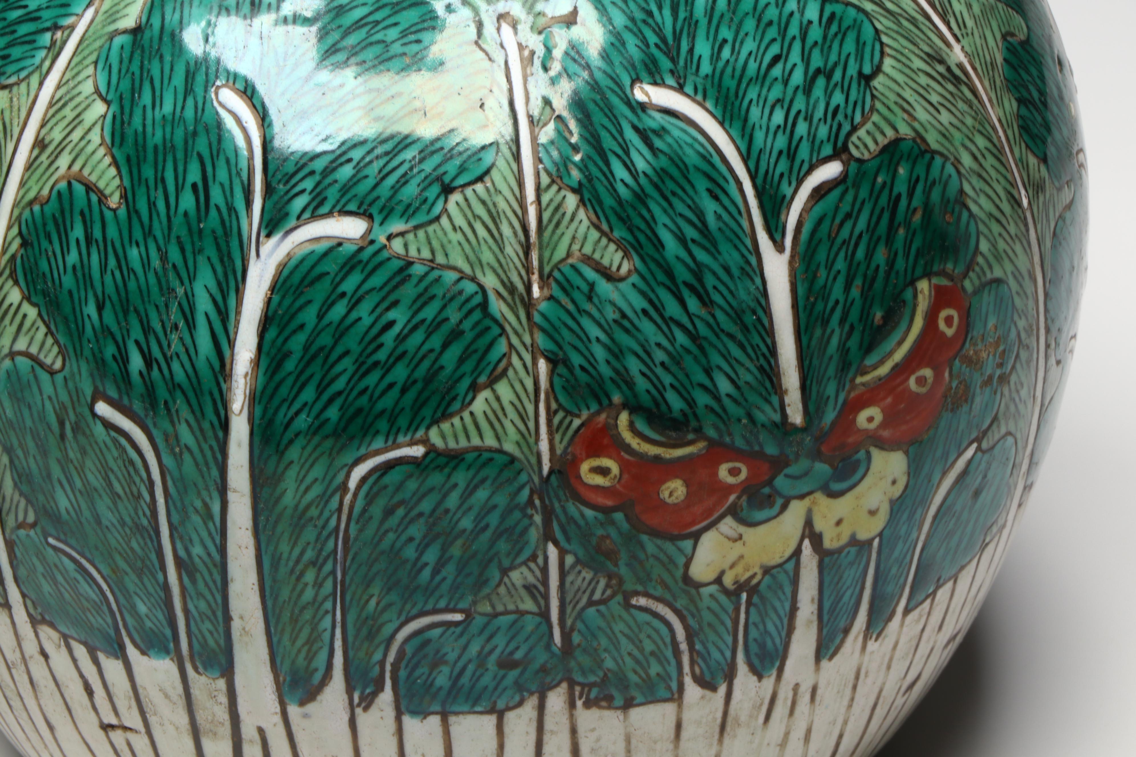 Chinese Butterfly and Cabbage Leaf Porcelain Melon Jars